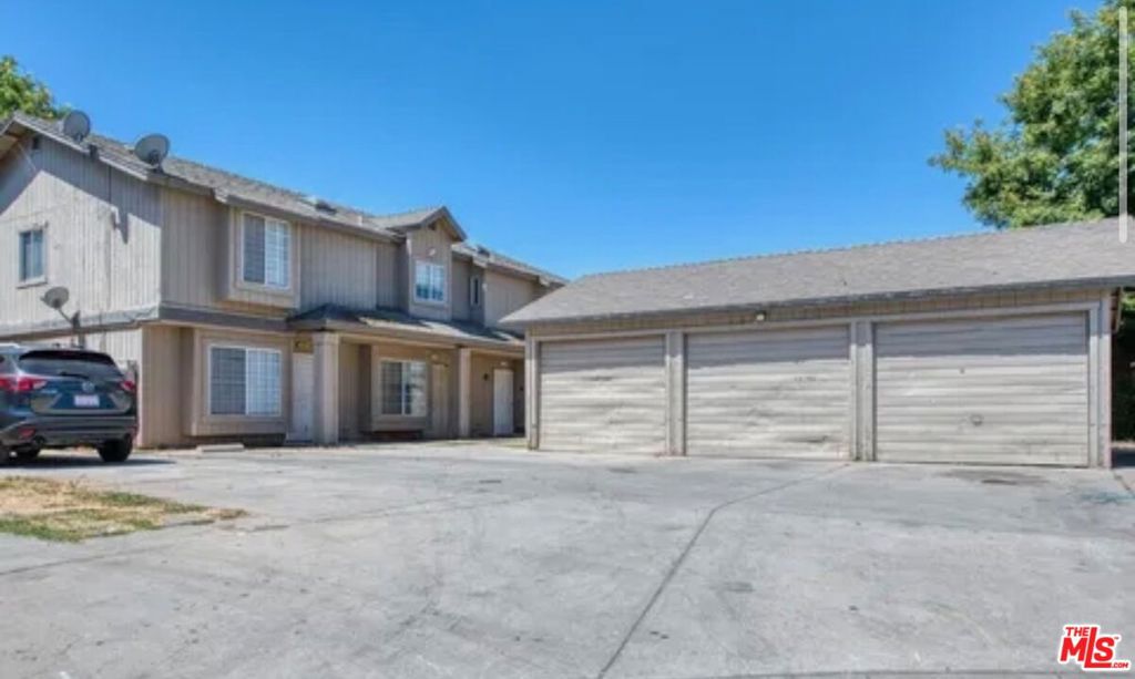 4781 N Polk Ave, Fresno, CA 93722