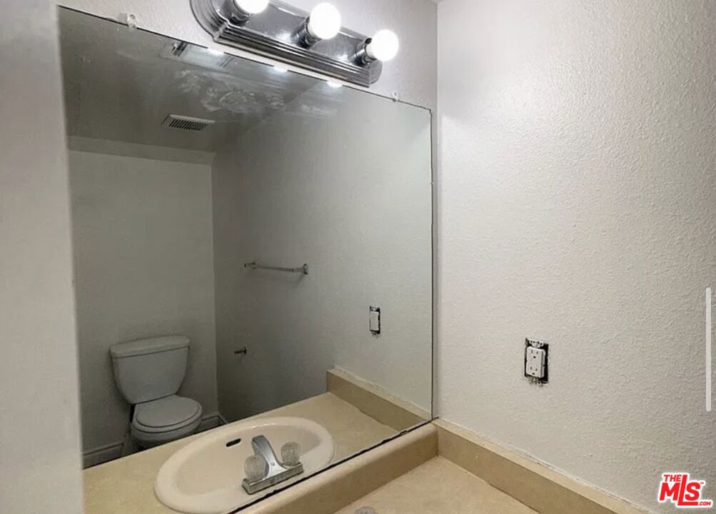 4781 N Polk Ave, Fresno, CA 93722