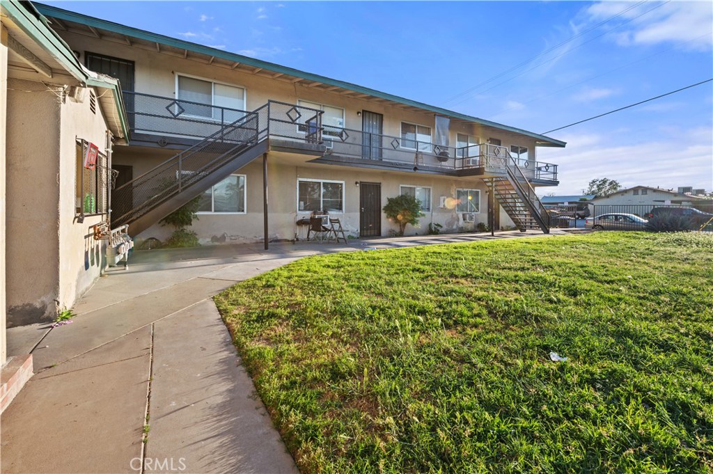 3940 E Burns, Fresno, CA 93725