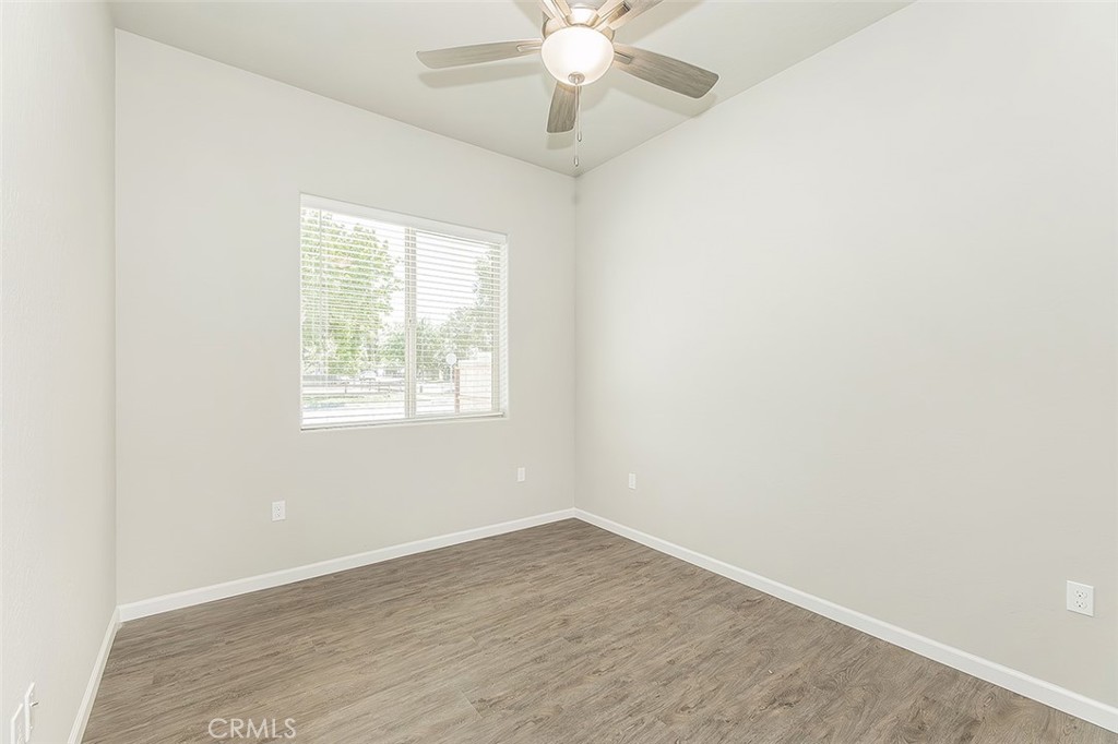 2365 N Arthur Ave, Fresno, CA 93705