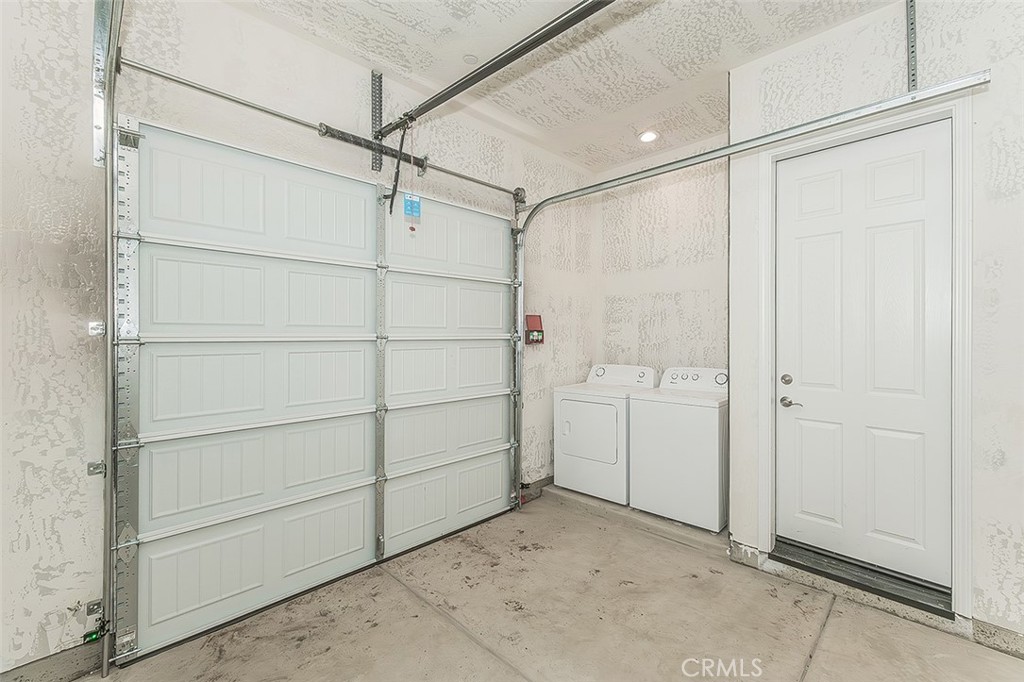 2365 N Arthur Ave, Fresno, CA 93705