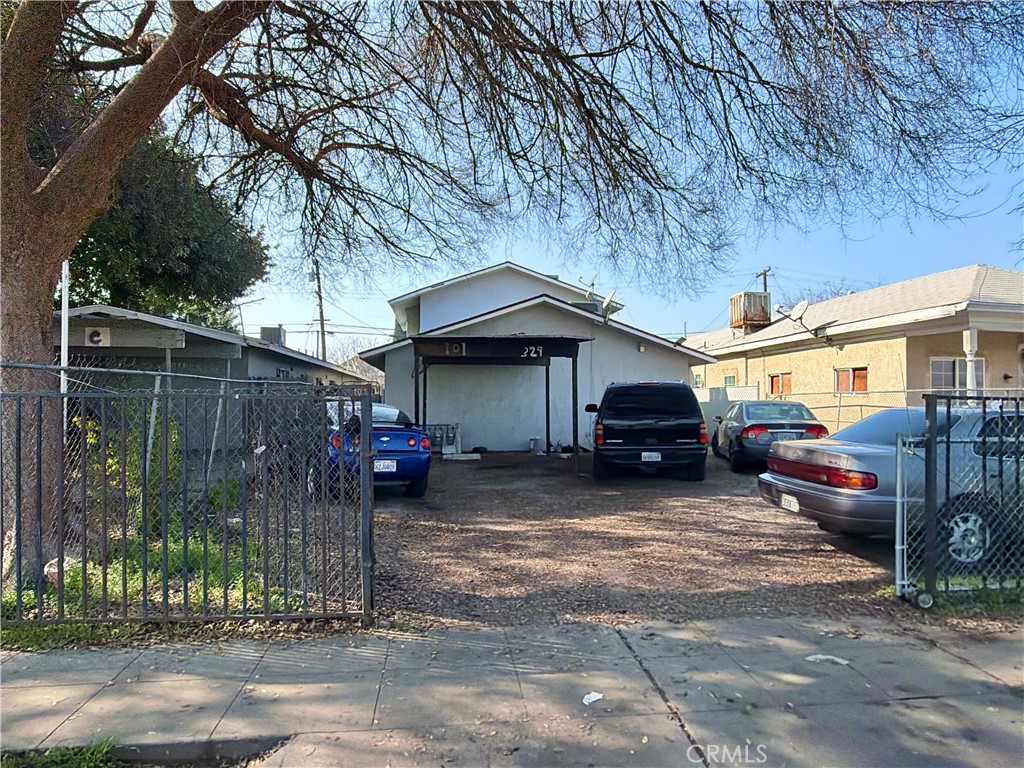 329 N Diana, Fresno, CA 93701