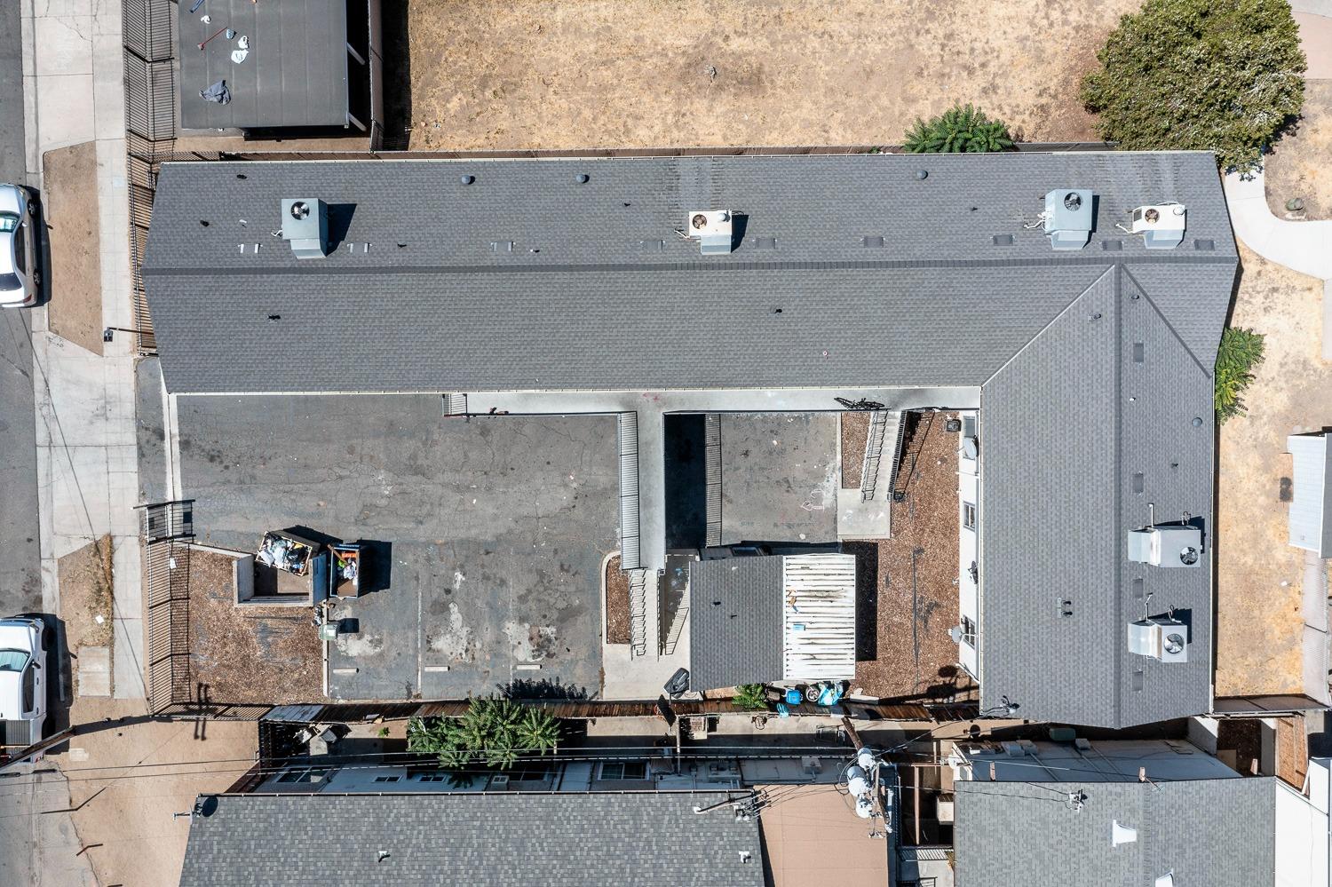 1911 E Saginaw Way, Fresno, CA 93726