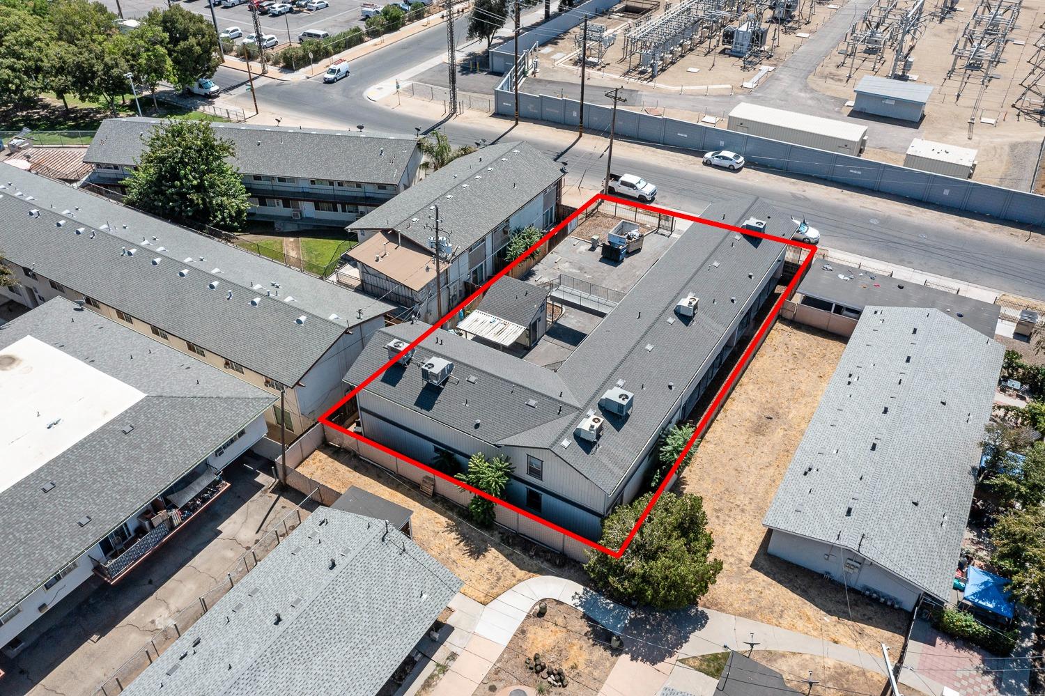 1911 E Saginaw Way, Fresno, CA 93726