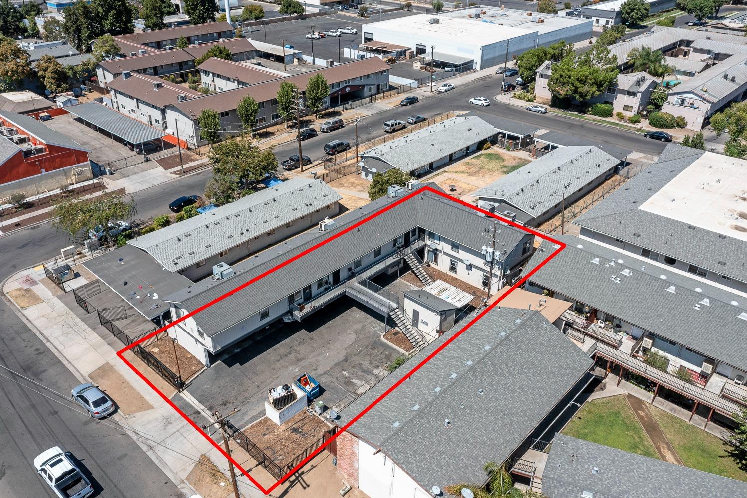 1911 E Saginaw Way, Fresno, CA 93726