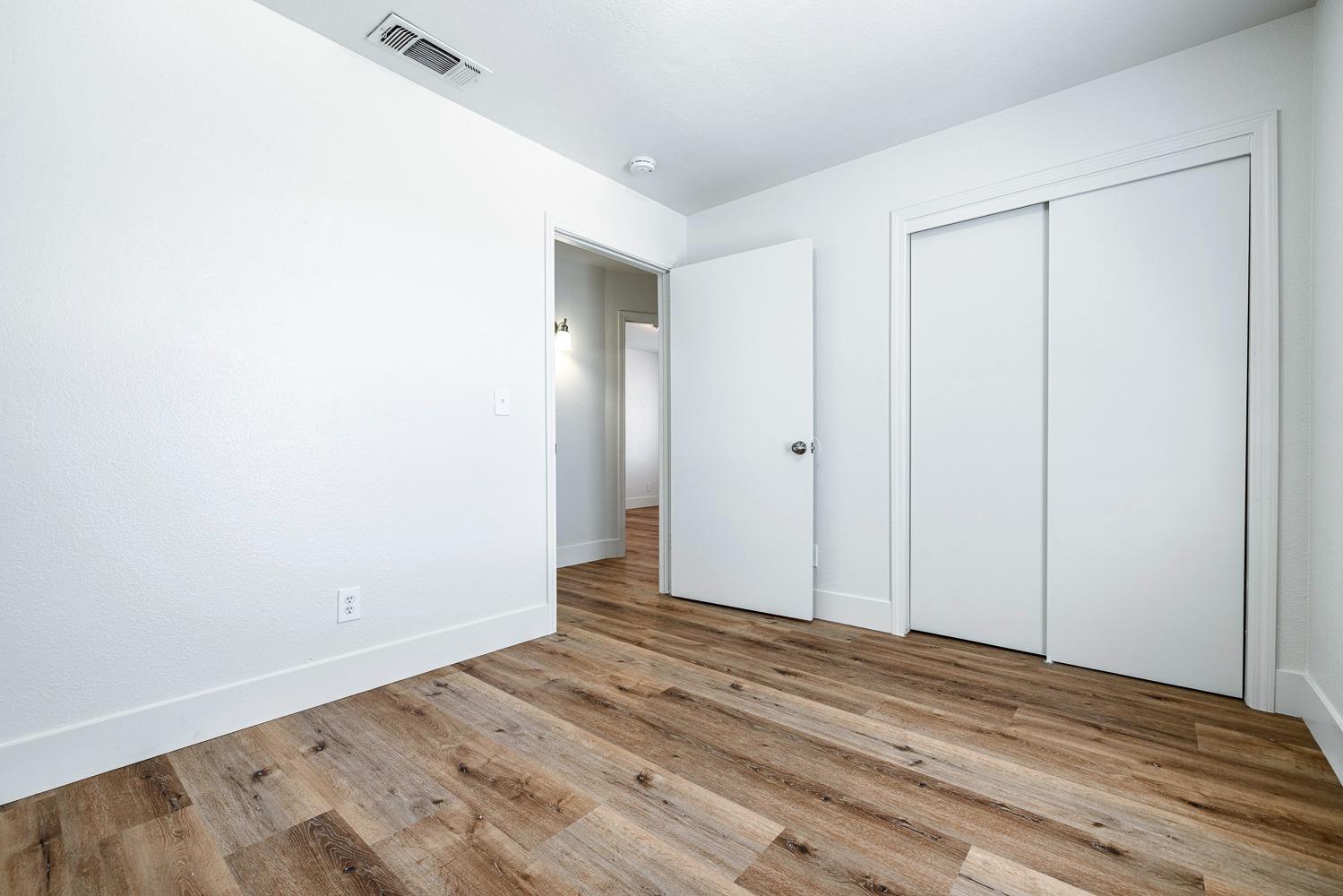 1911 E Saginaw Way, Fresno, CA 93726