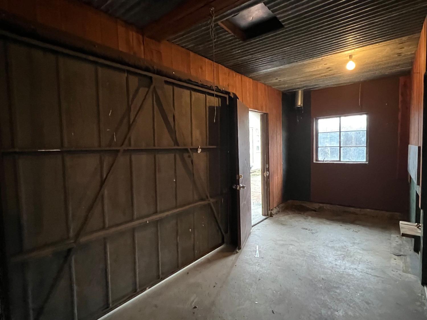 734 W Hammond Ave, Fresno, CA 93728