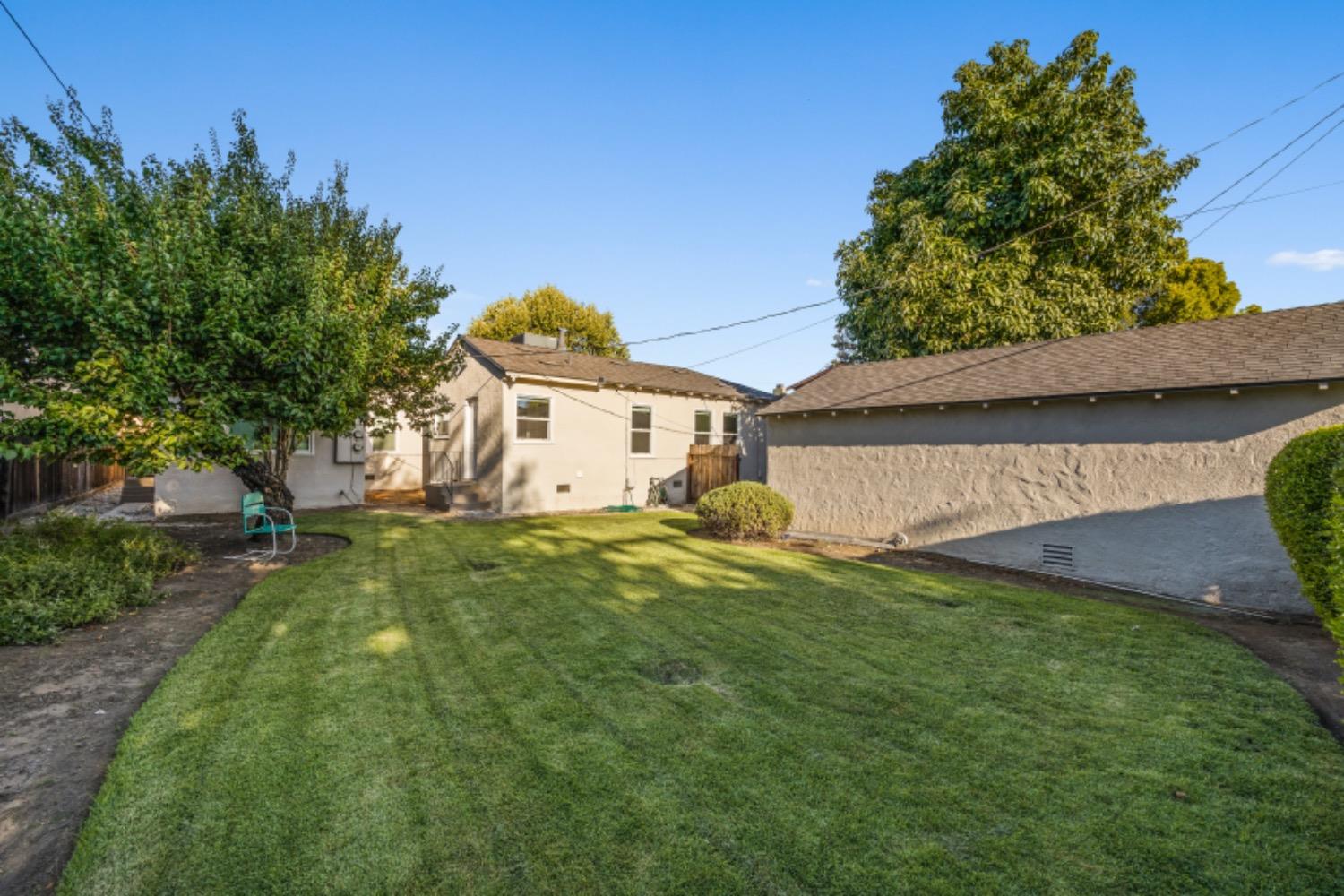 1311 N Van Ness Ave, Fresno, CA 93728