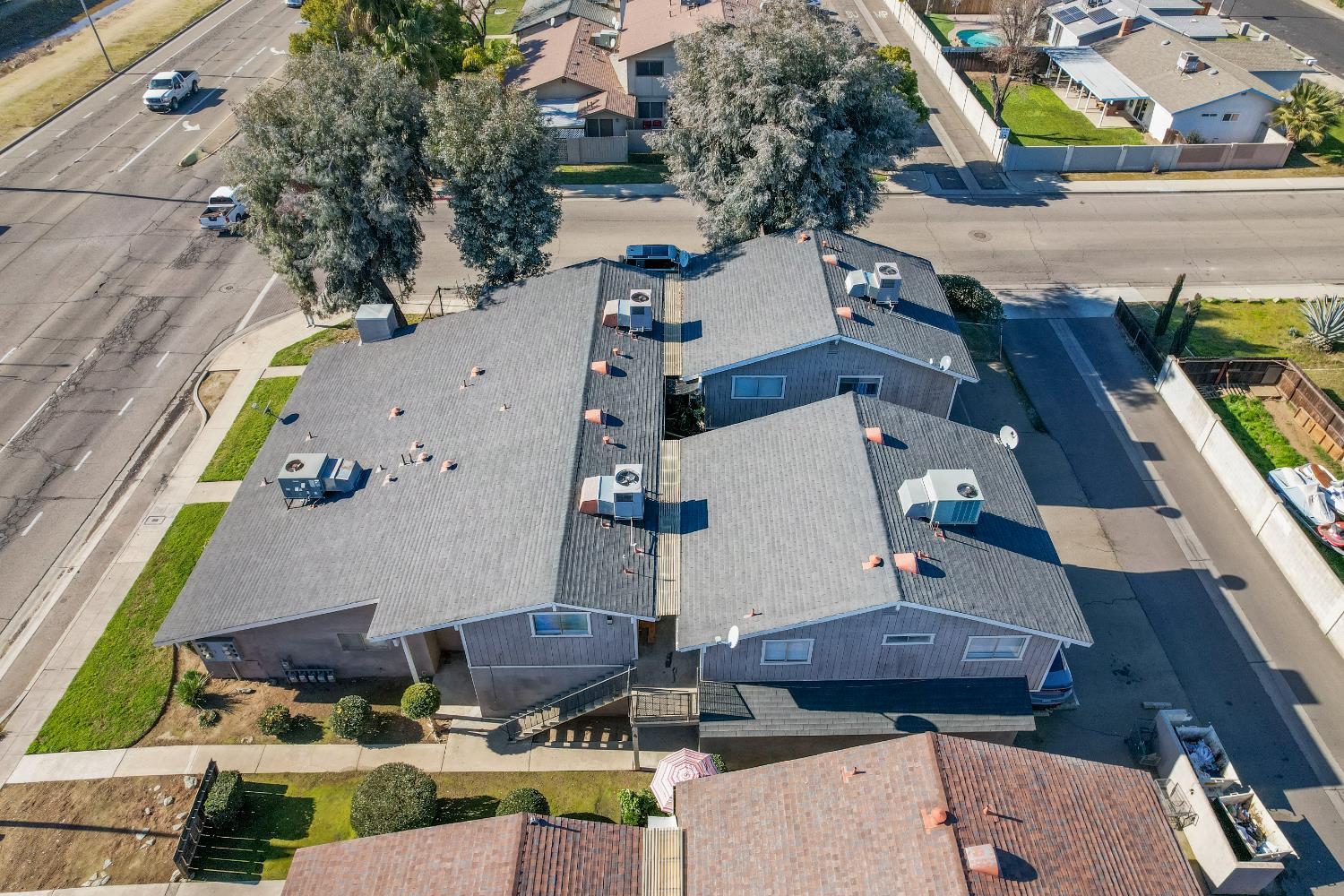 591 W Ashlan Ave, Clovis, CA 93612