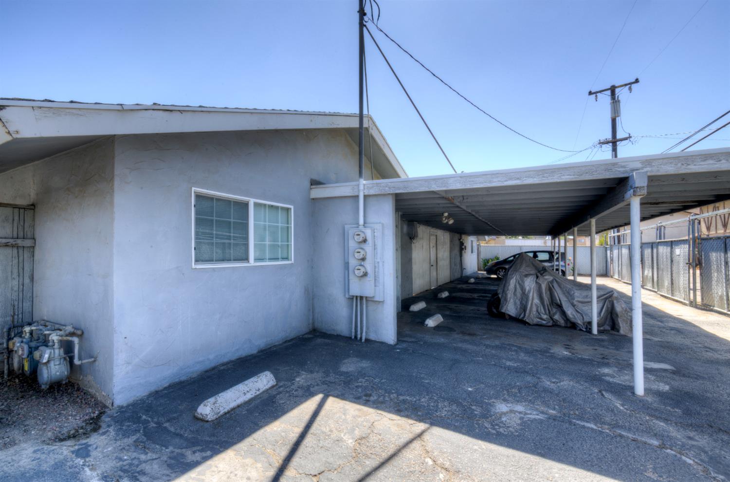 3357 E Fairmont Ave, Fresno, CA 93726