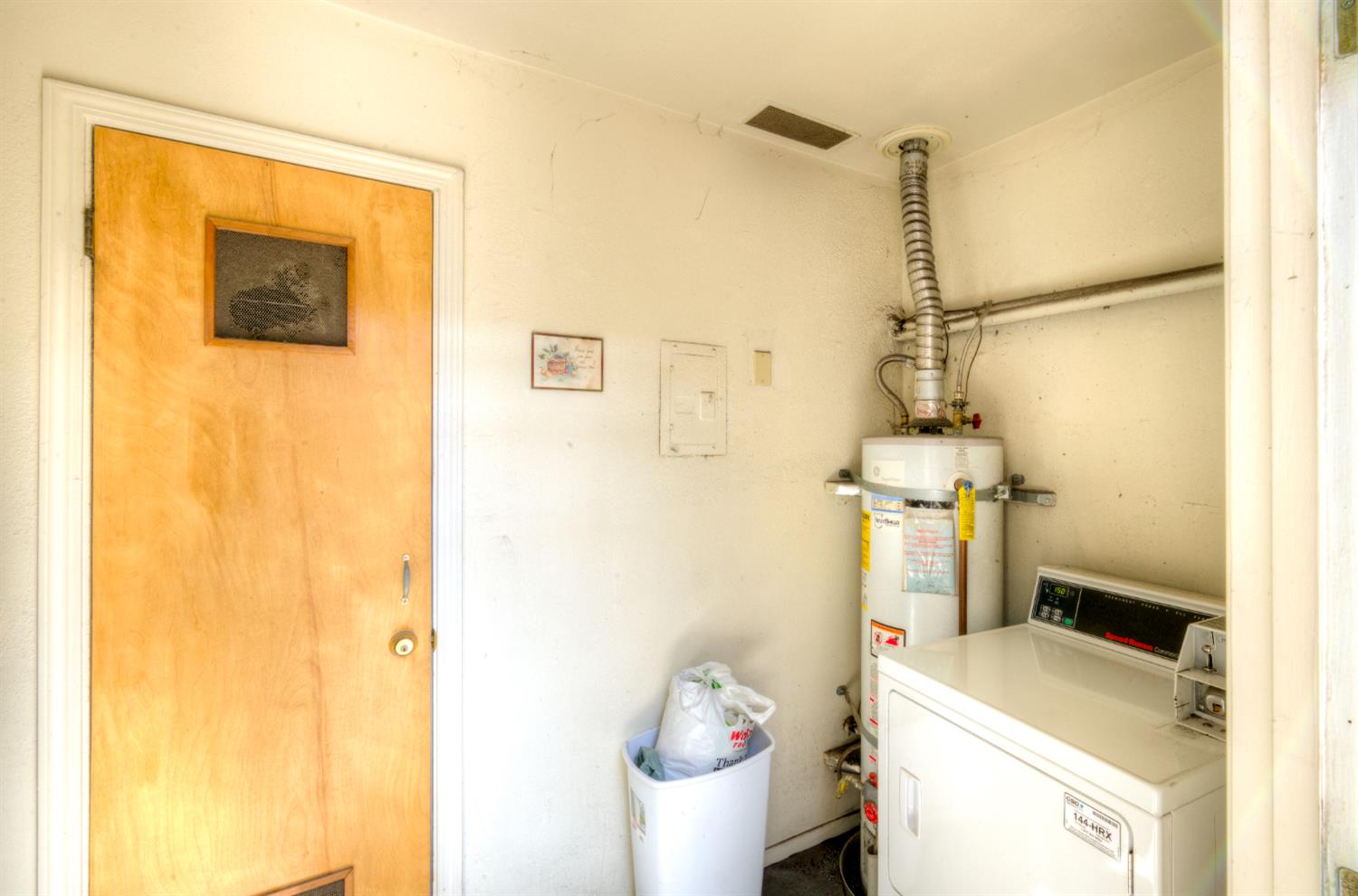 3357 E Fairmont Ave, Fresno, CA 93726