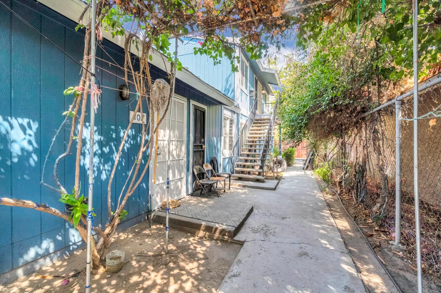 1614 B St, Fresno, CA 93706