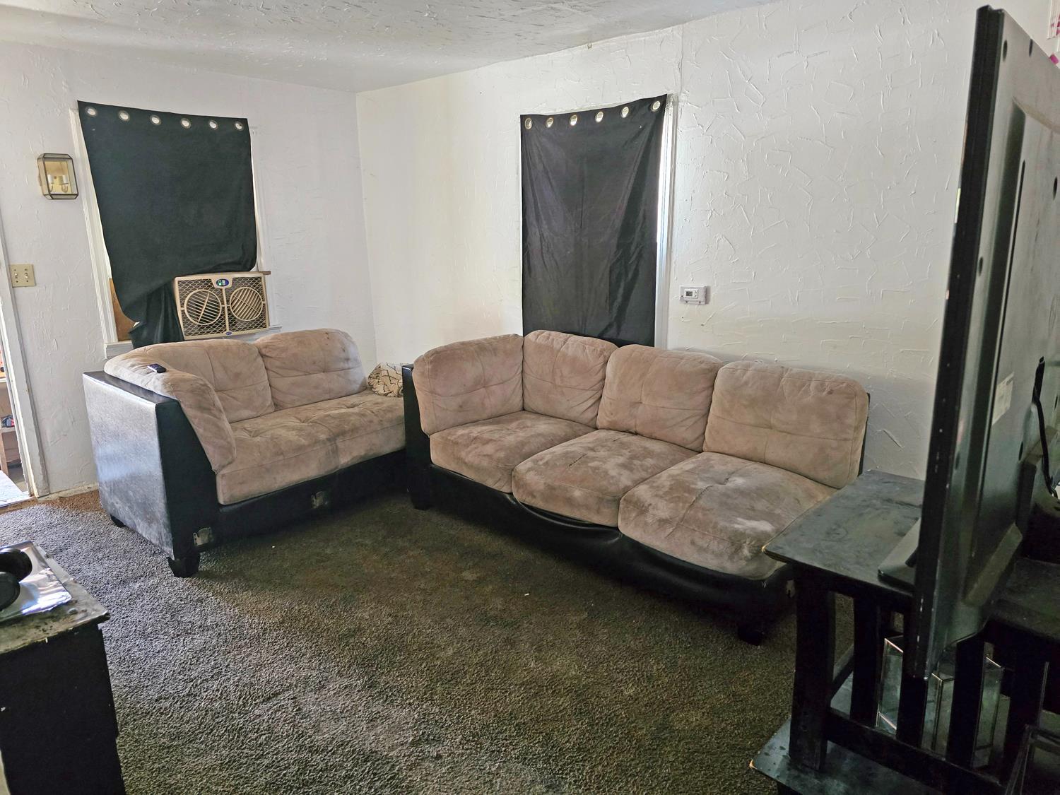 2217 E Webster Ave, Fresno, CA 93701