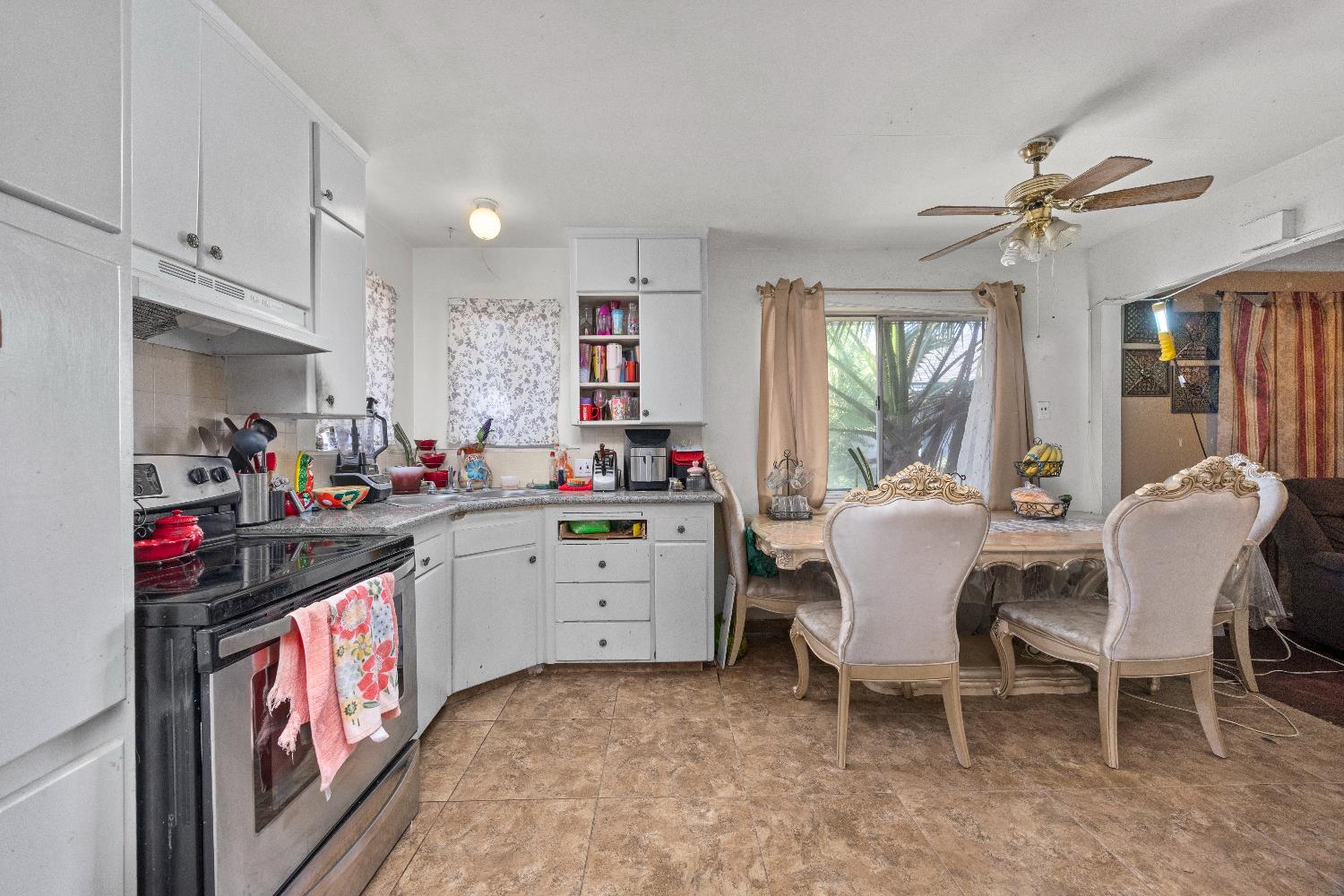 3626 E Lowe Ave, Fresno, CA 93702