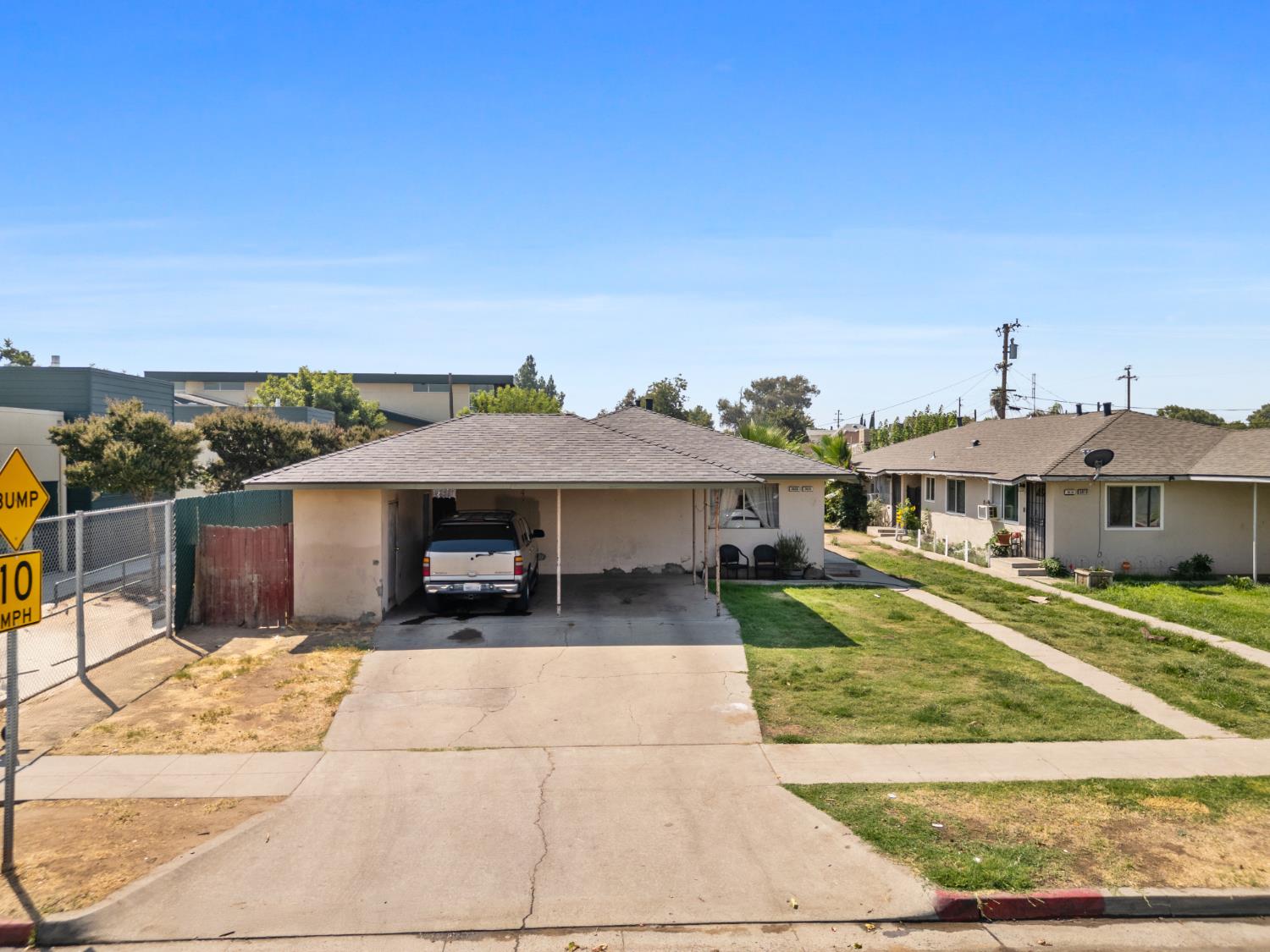 3626 E Lowe Ave, Fresno, CA 93702