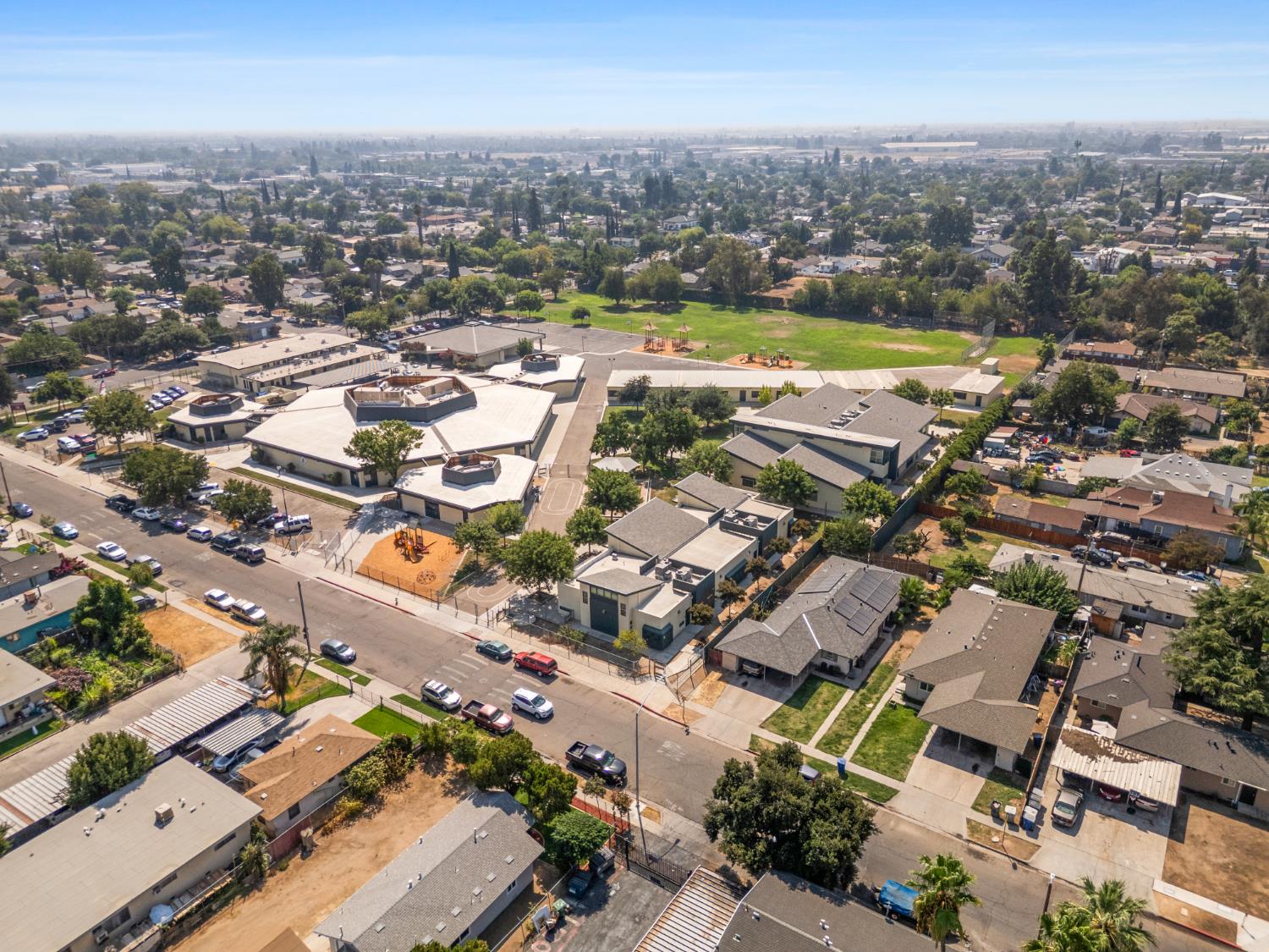 3626 E Lowe Ave, Fresno, CA 93702