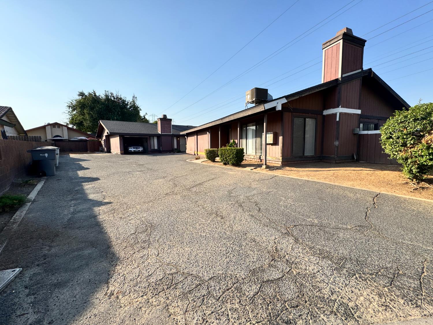 4627 N Emerson Ave, Fresno, CA 93722
