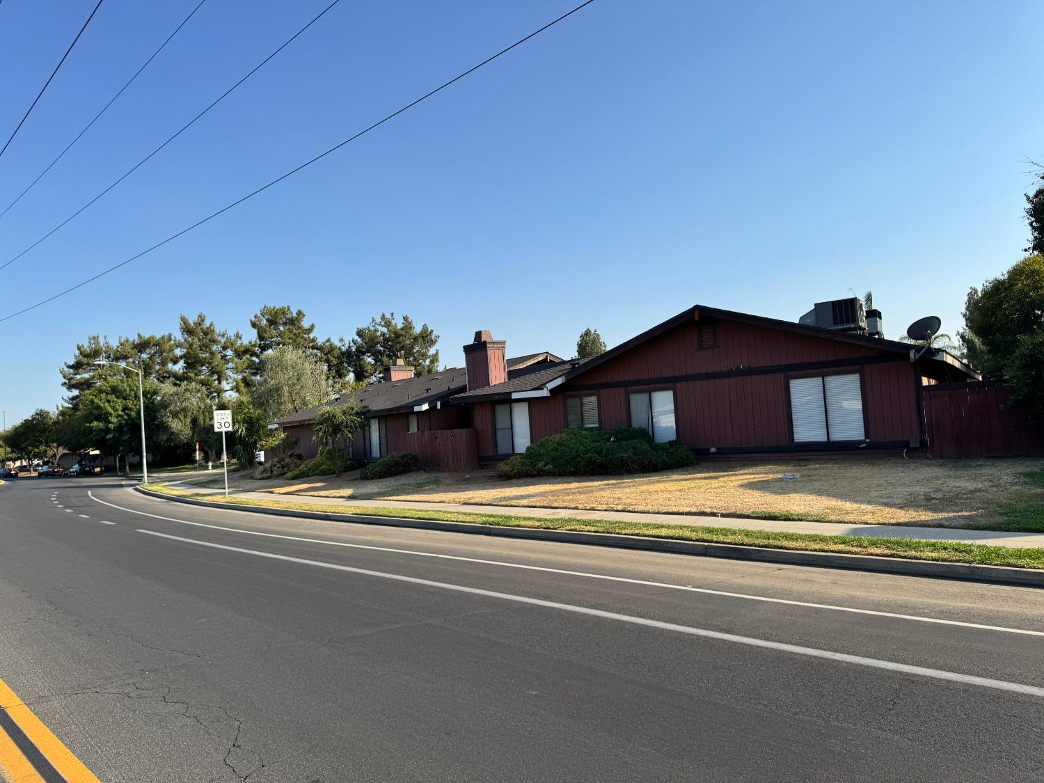 4627 N Emerson Ave, Fresno, CA 93722