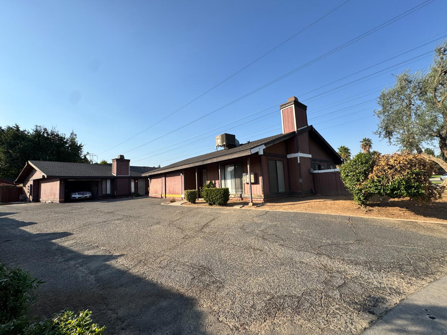 4627 N Emerson Ave, Fresno, CA 93722