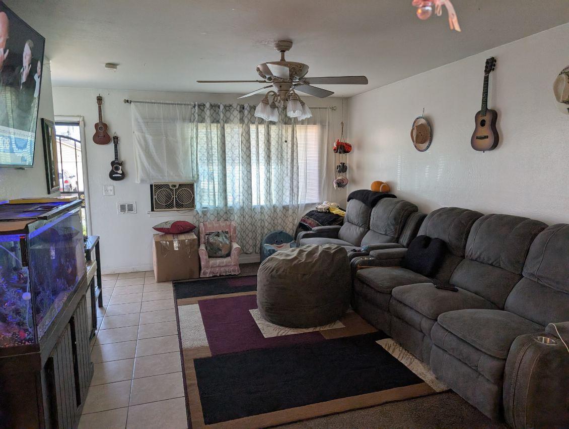 3140 E Weldon Ave, Fresno, CA 93703