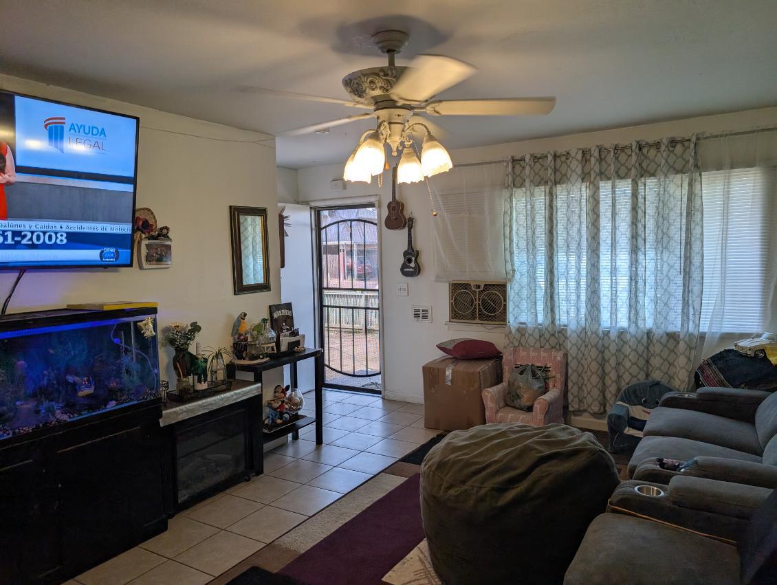 3140 E Weldon Ave, Fresno, CA 93703