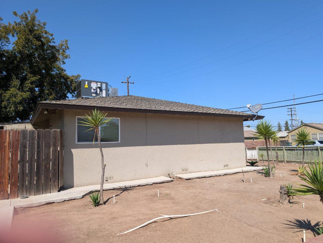 3140 E Weldon Ave, Fresno, CA 93703