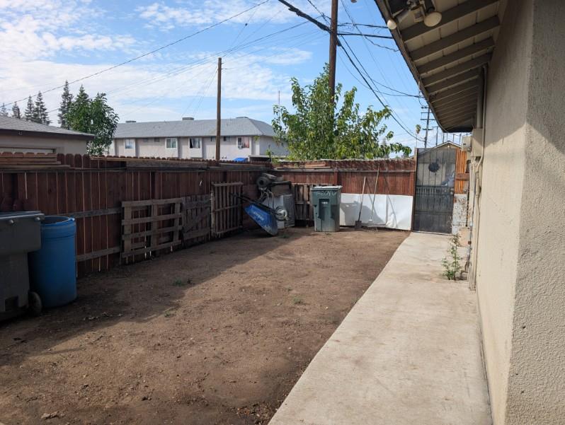 3140 E Weldon Ave, Fresno, CA 93703