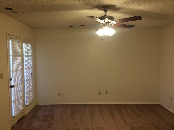 590 W Escalon Ave, Clovis, CA 93612