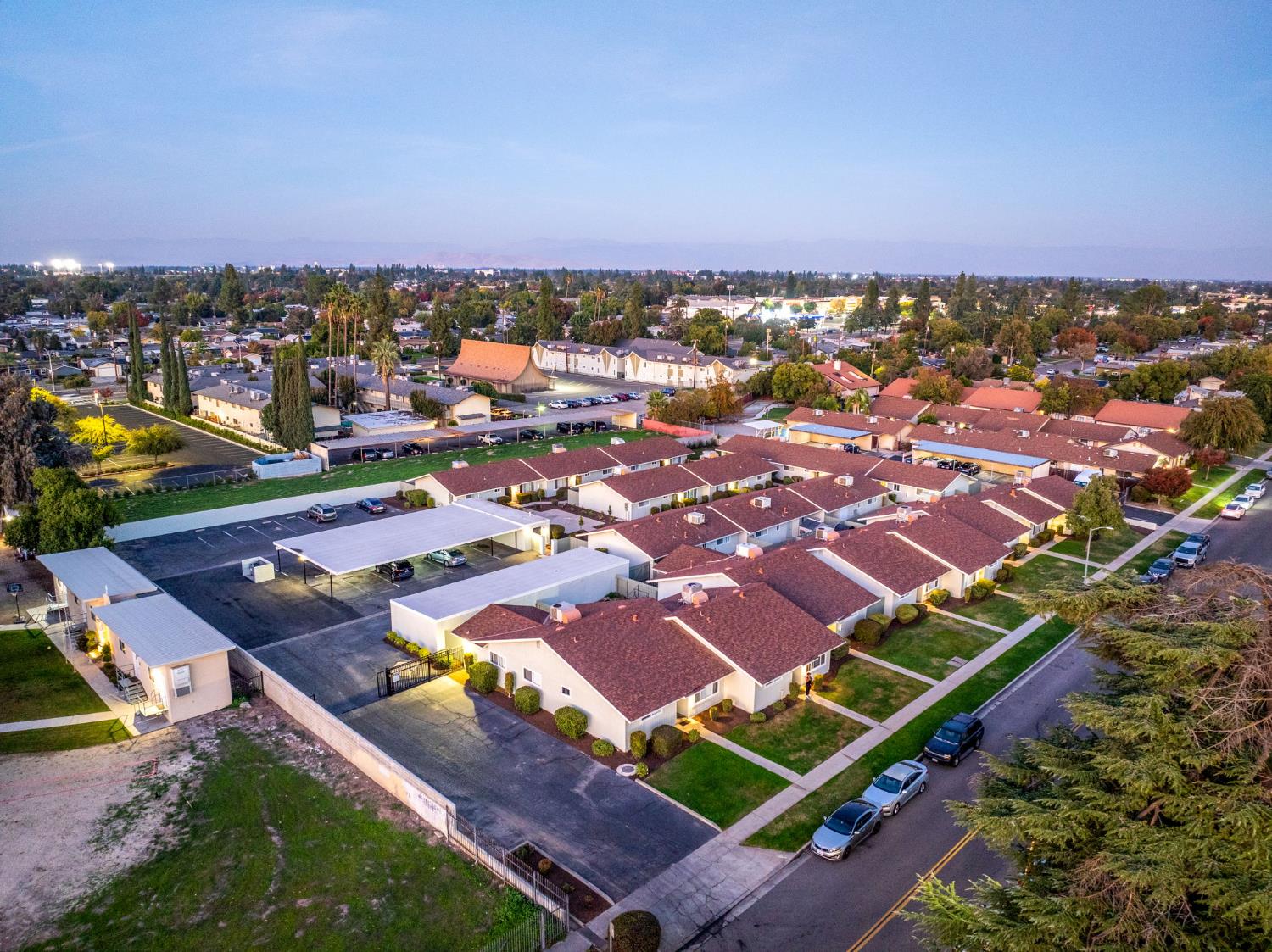 3789 E Hampton, Fresno, CA 93726