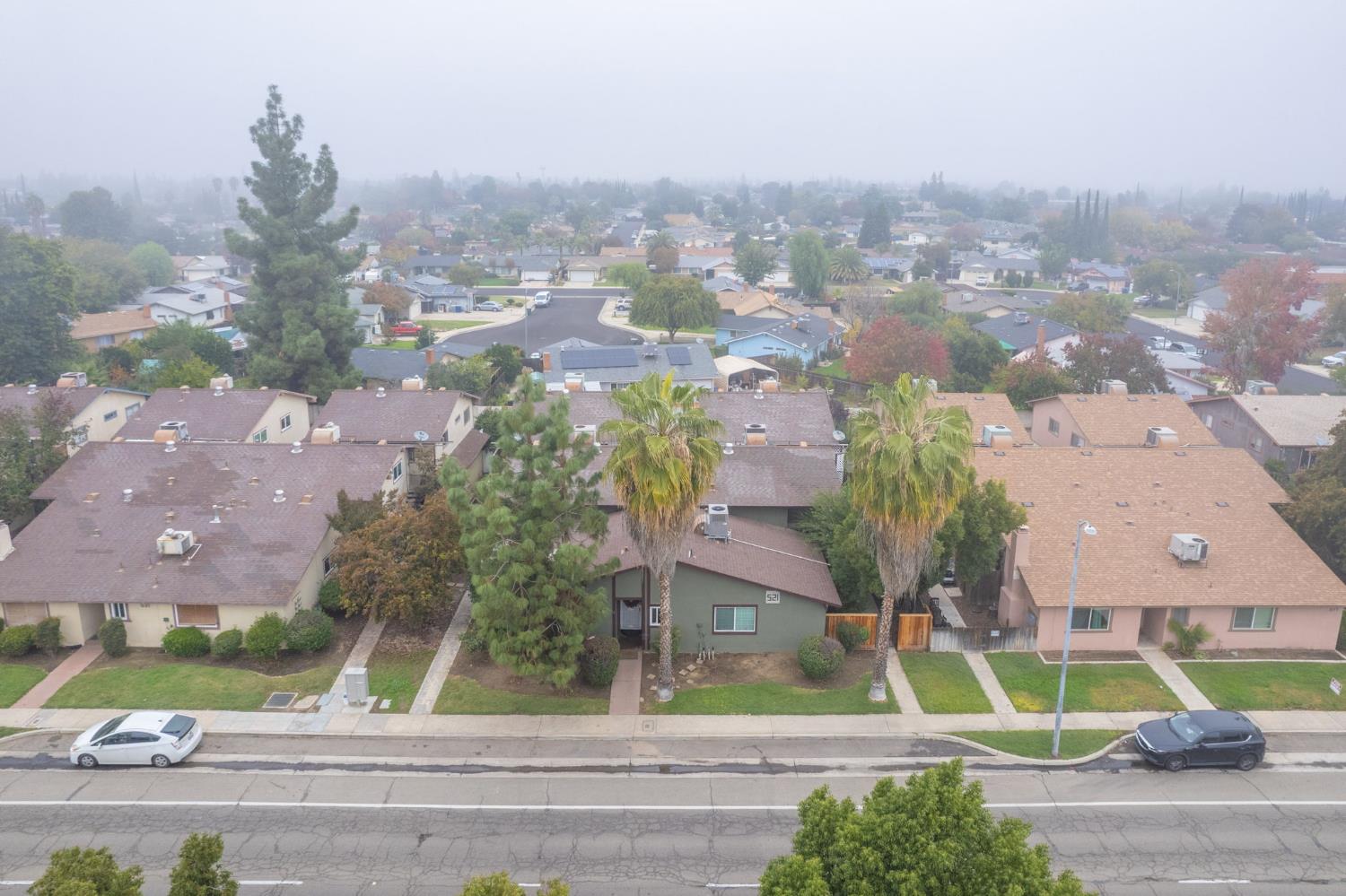521 W Ashlan, Clovis, CA 93612