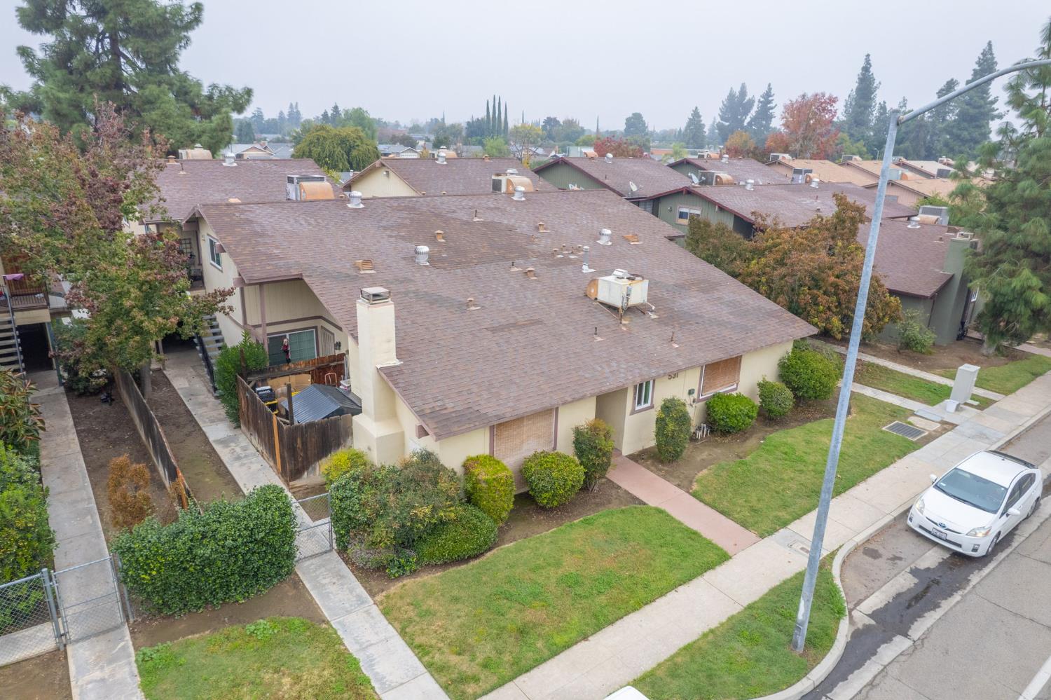 531 W Ashlan Ave, Clovis, CA 93612