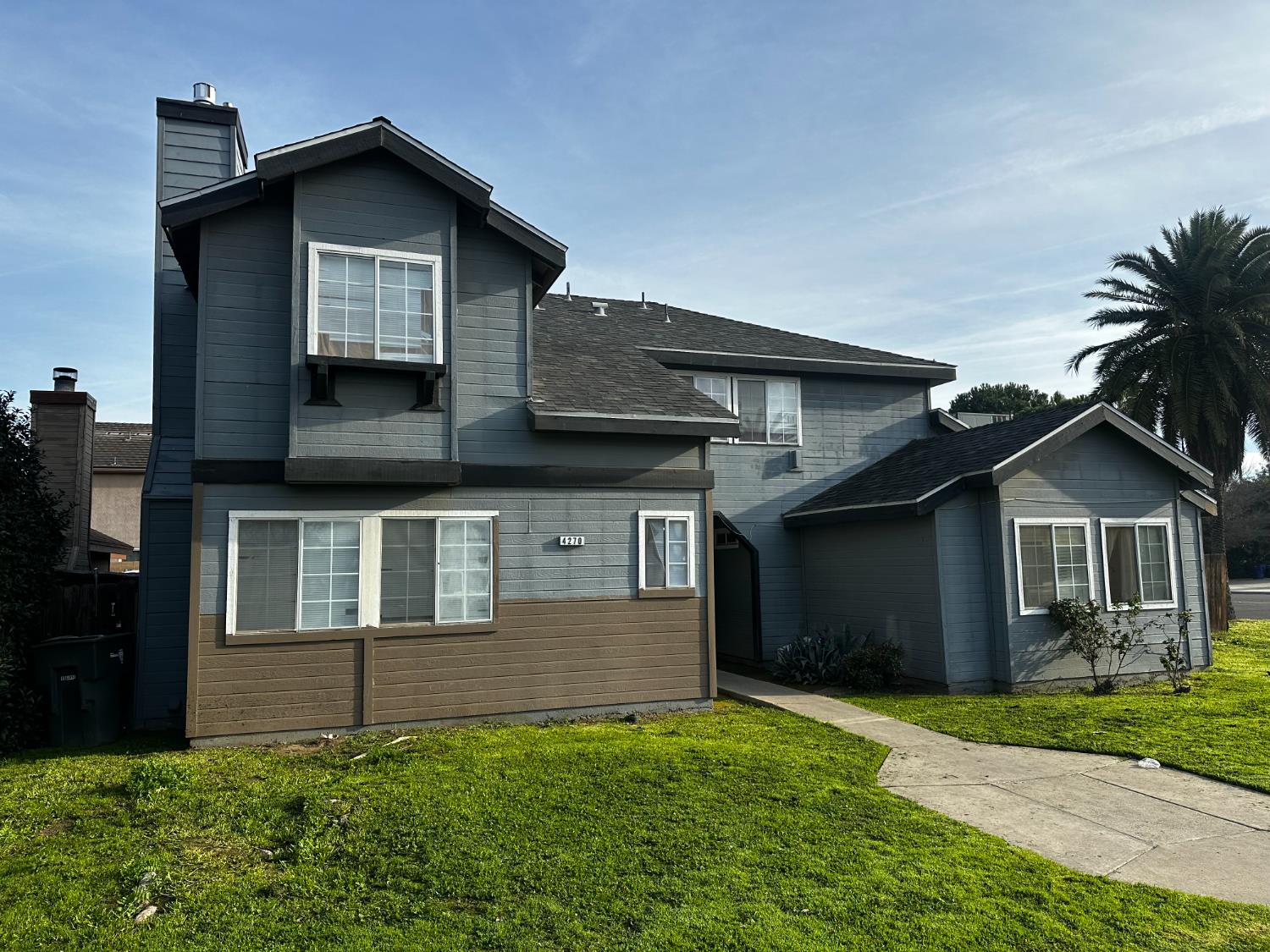 4270 W Regency Ave, Fresno, CA 93722