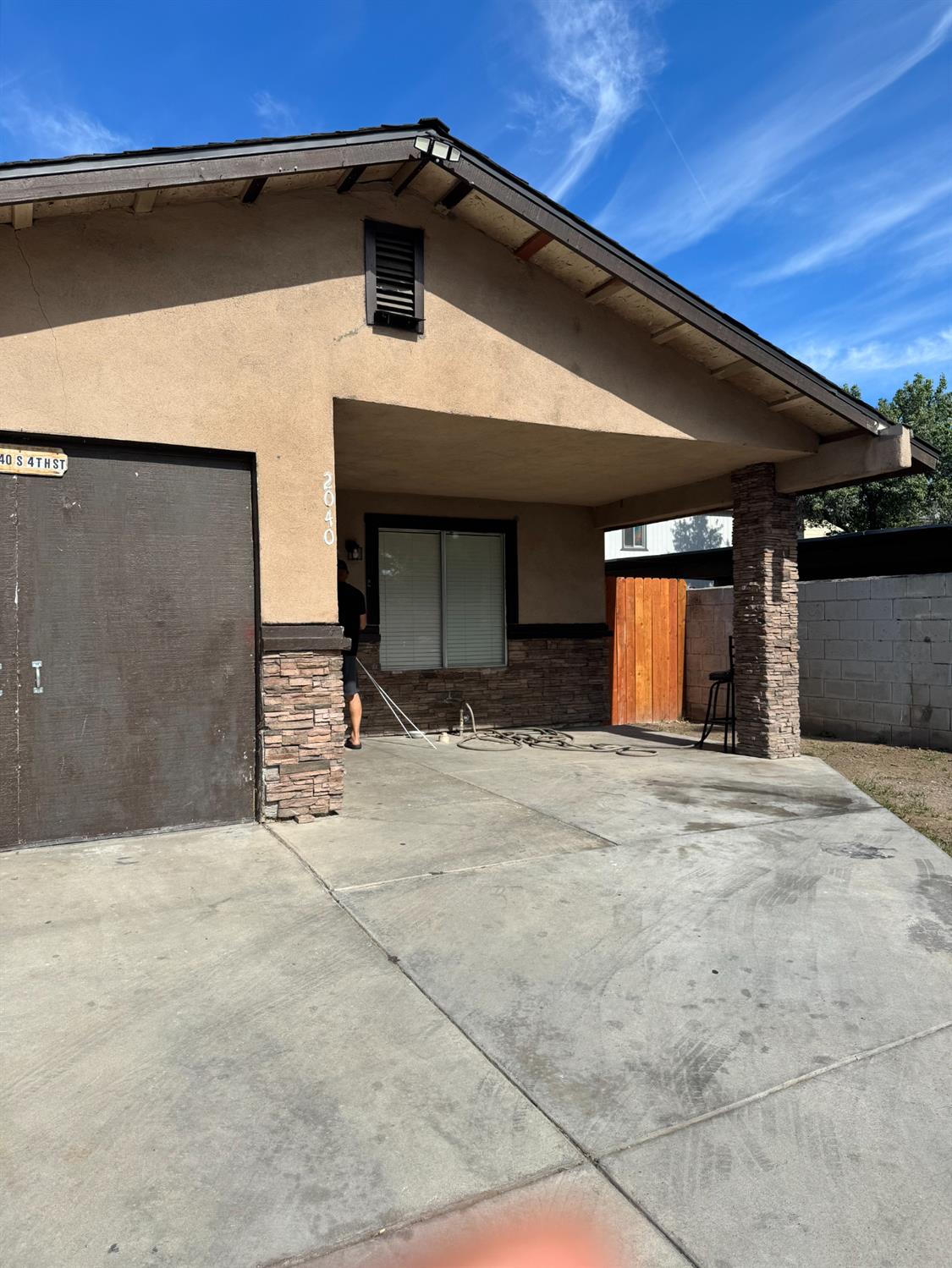 2054 4th, Fresno, CA 93702