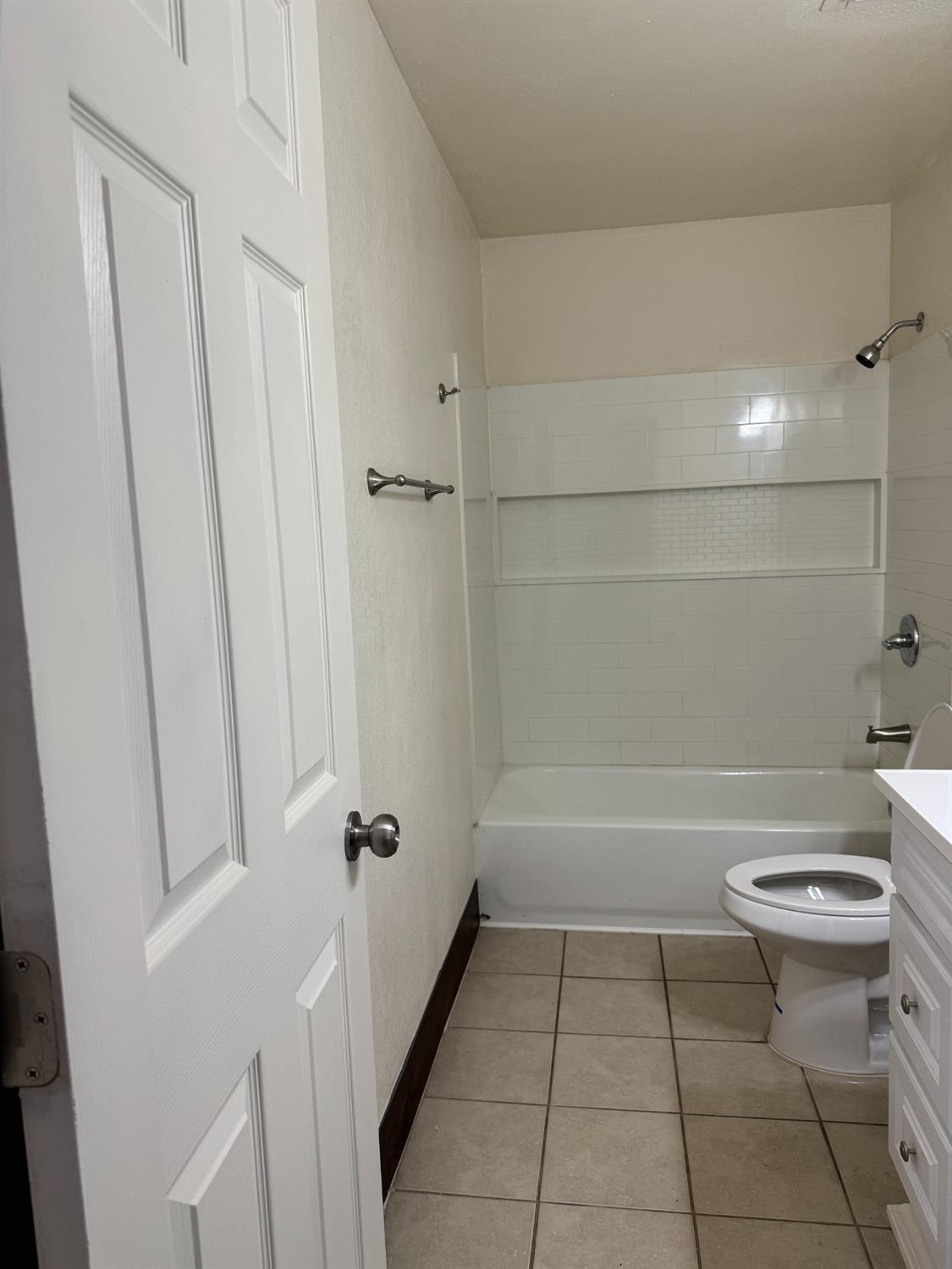 2054 4th, Fresno, CA 93702