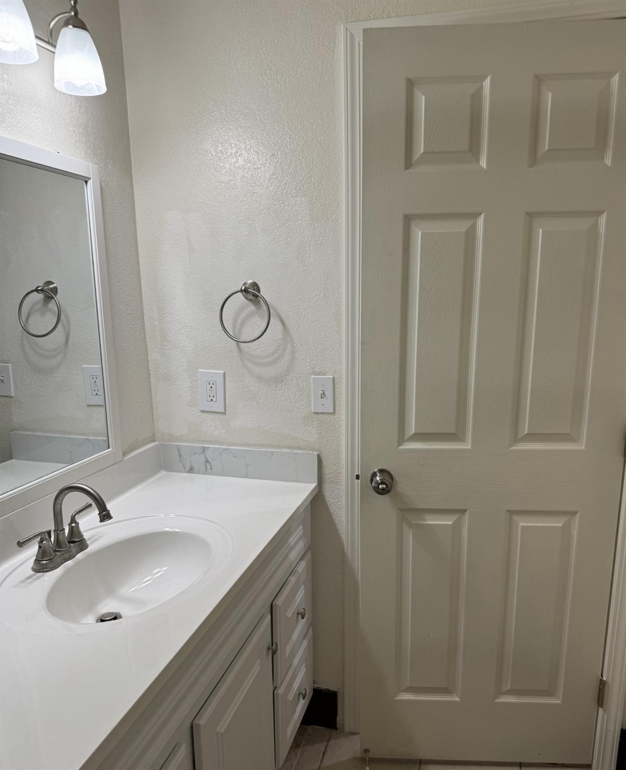 2054 4th, Fresno, CA 93702