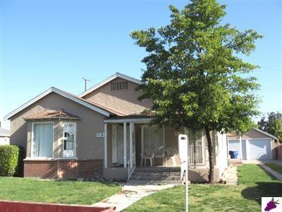 712 W Hammond Ave, Fresno, CA 93728