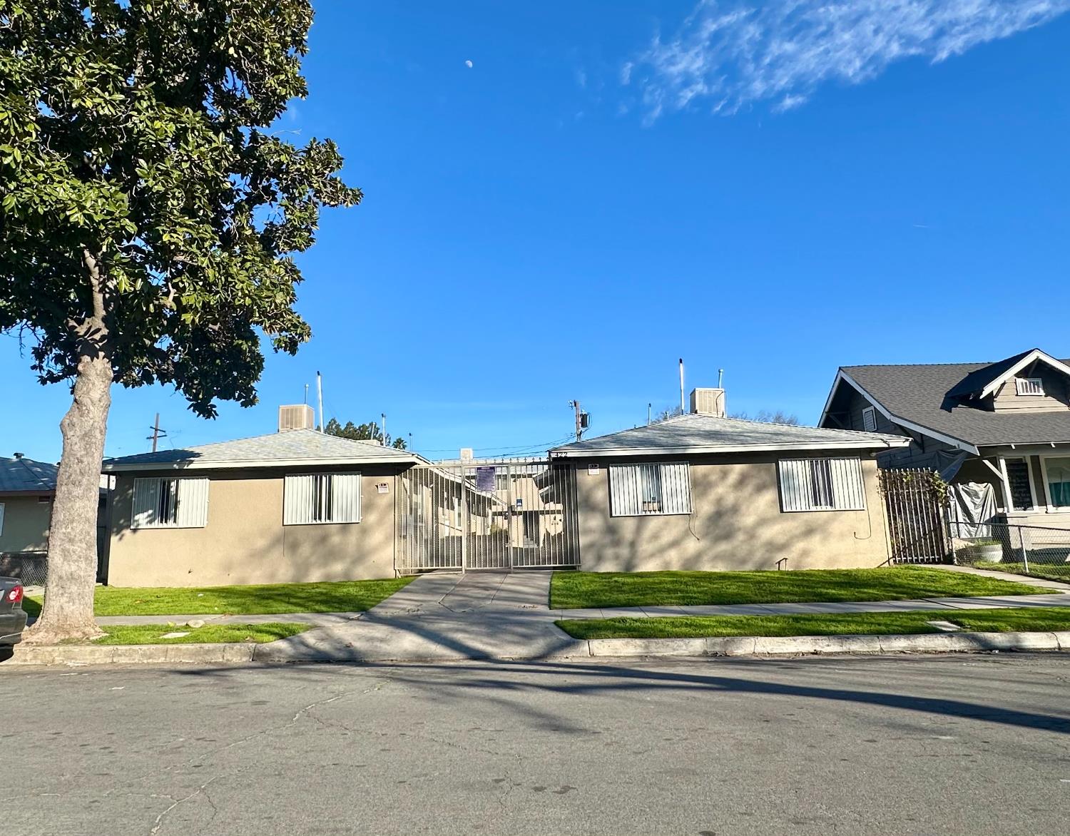 422 N Glenn Ave, Fresno, CA 93701
