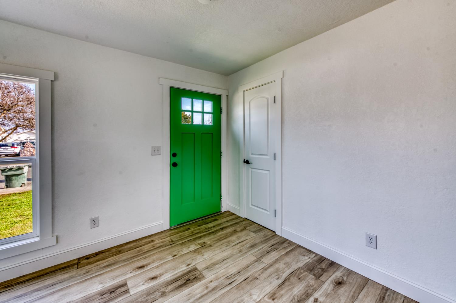 1609 1611 N 6Th St, Fresno, CA 93703