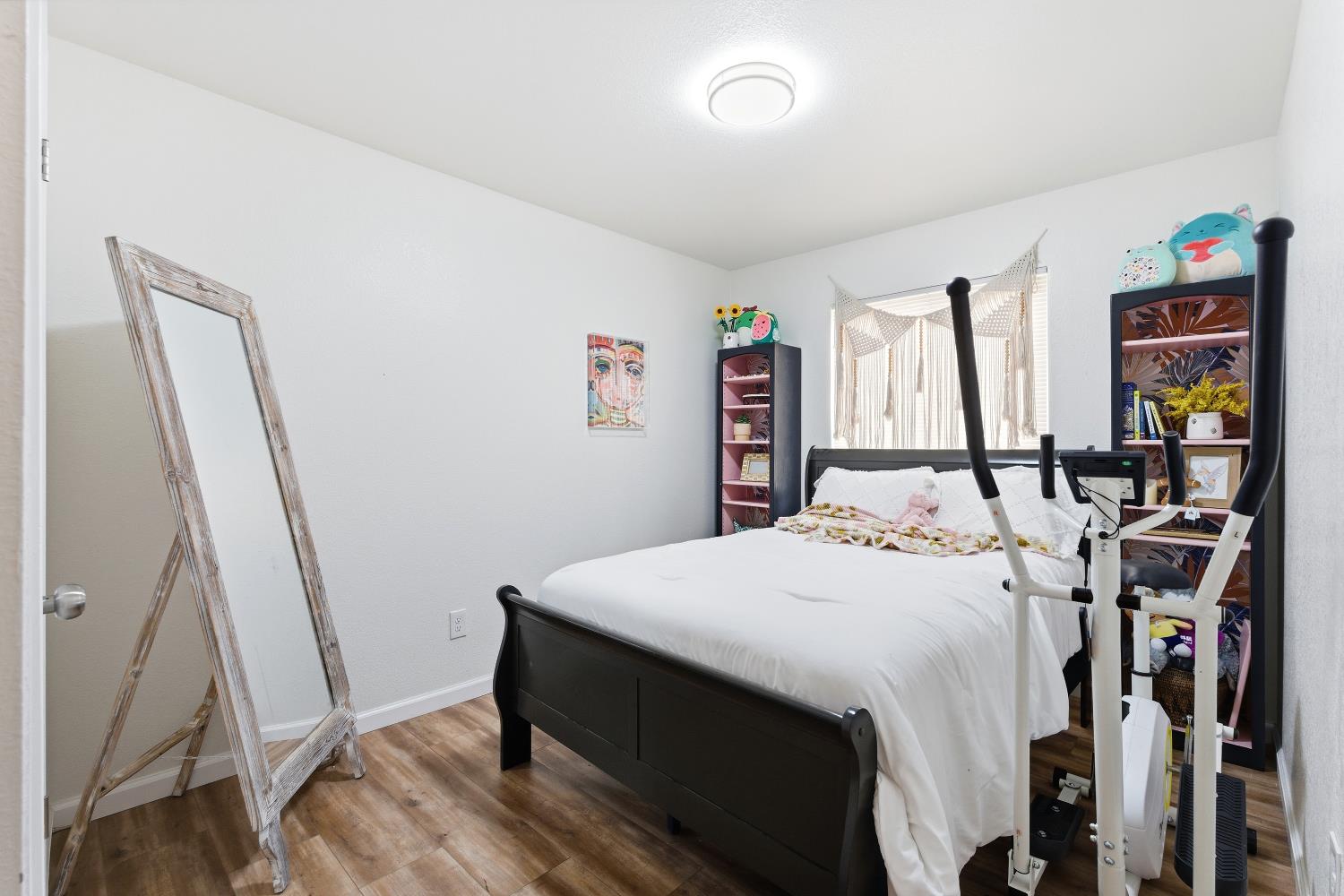 10 W 9Th St, Clovis, CA 93612