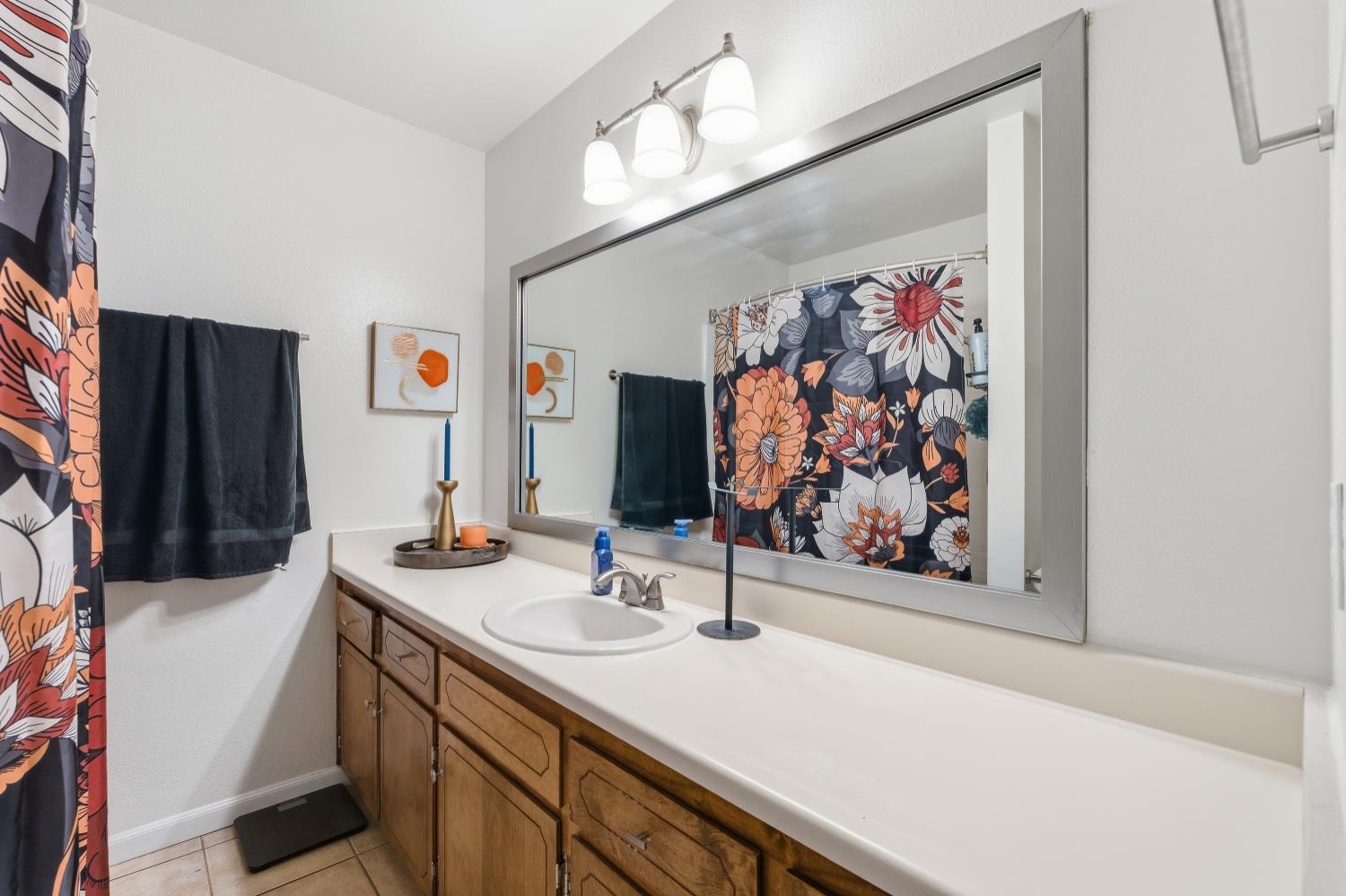 10 W 9Th St, Clovis, CA 93612