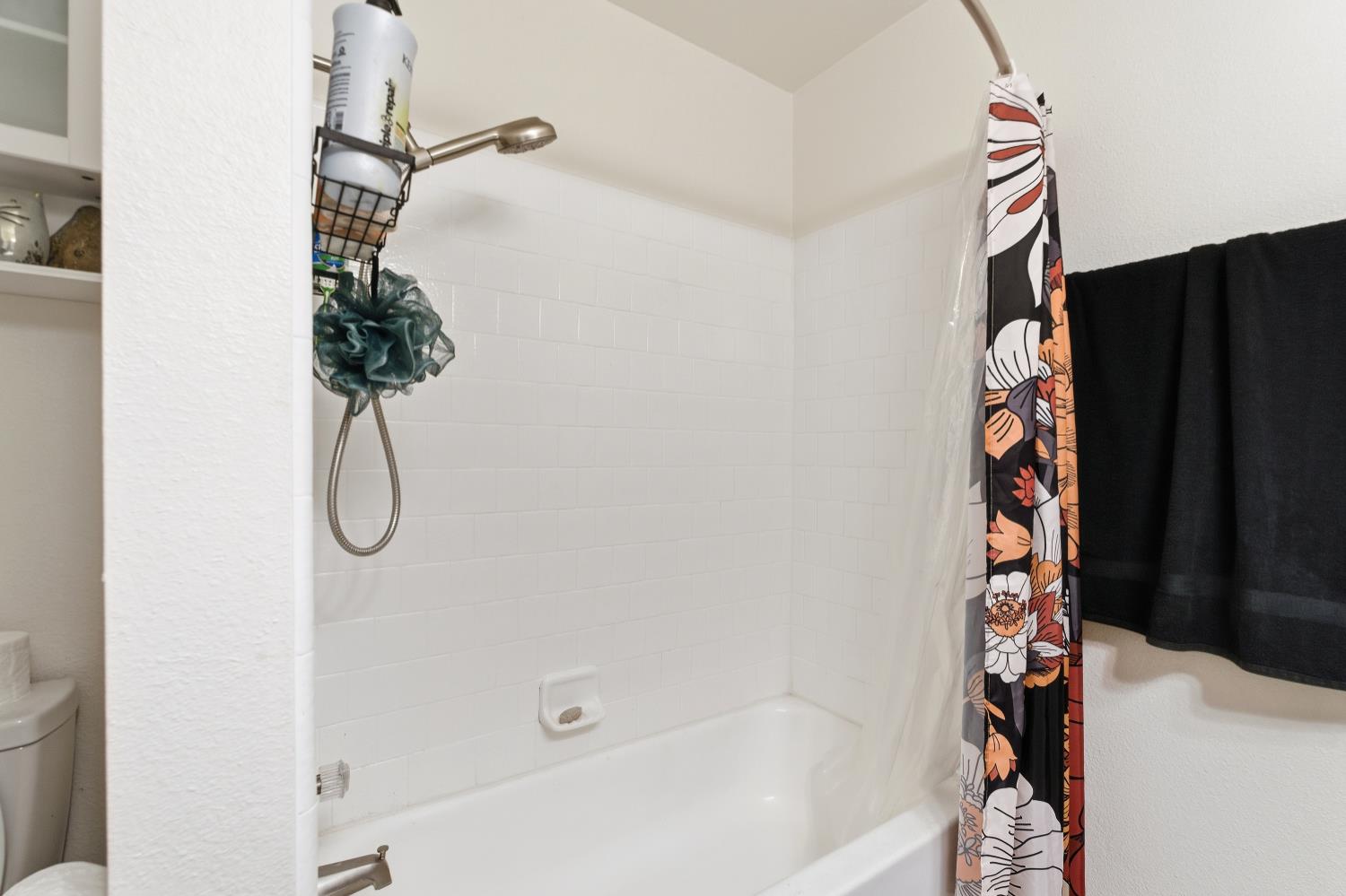 10 W 9Th St, Clovis, CA 93612