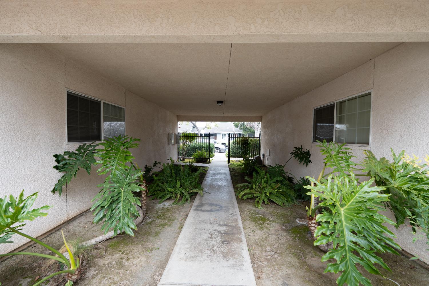 10 W 9Th St, Clovis, CA 93612