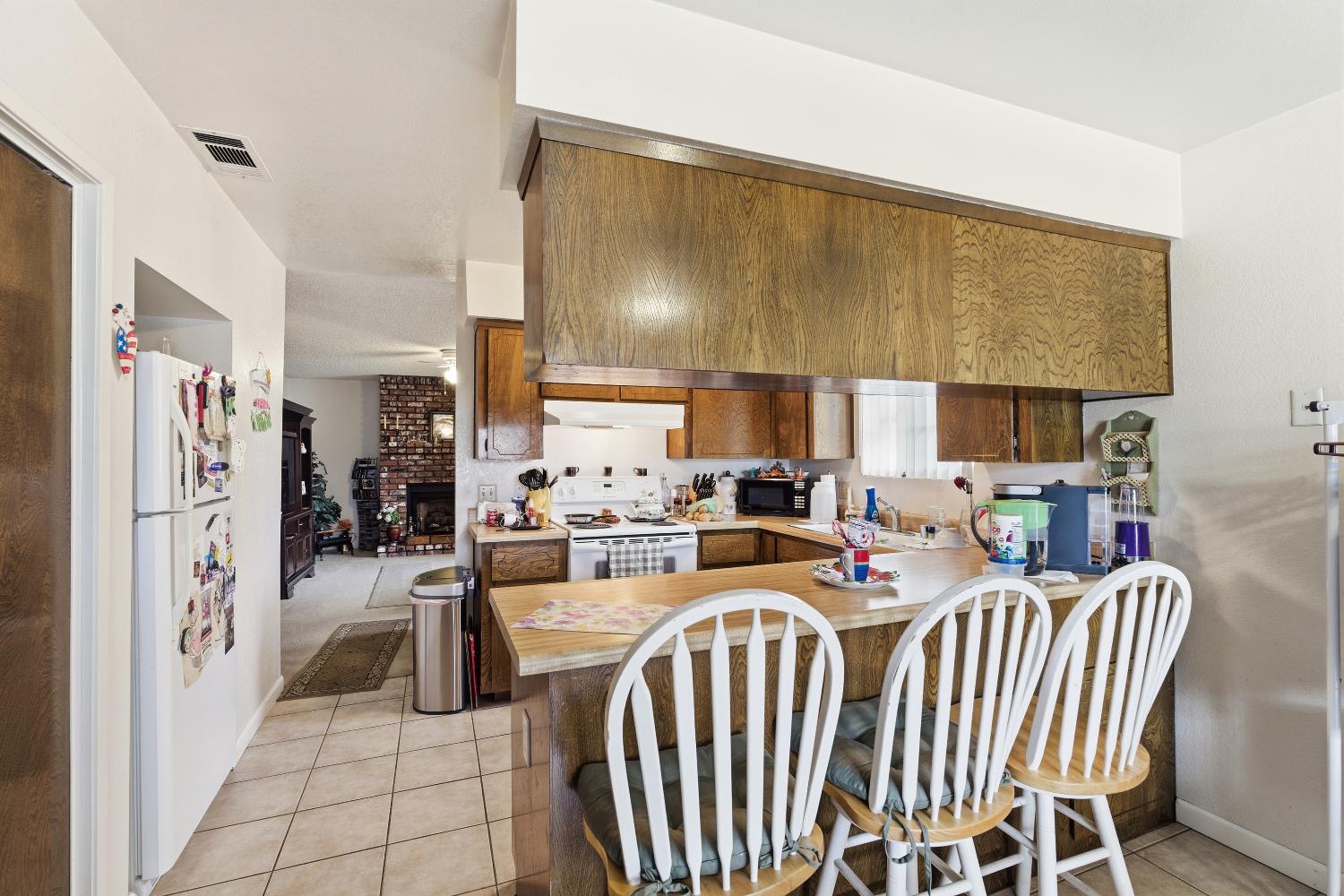 10 W 9Th St, Clovis, CA 93612