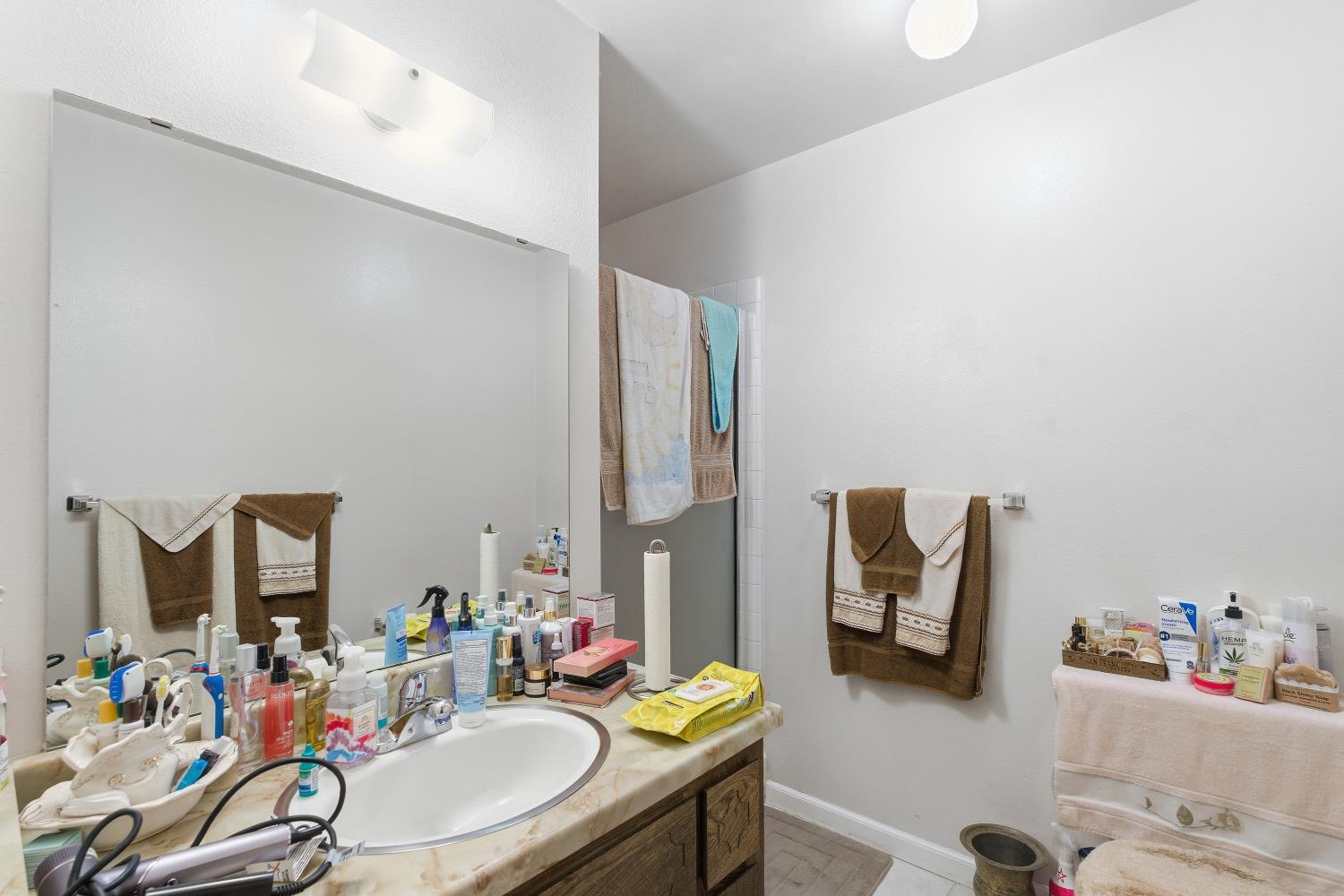 10 W 9Th St, Clovis, CA 93612