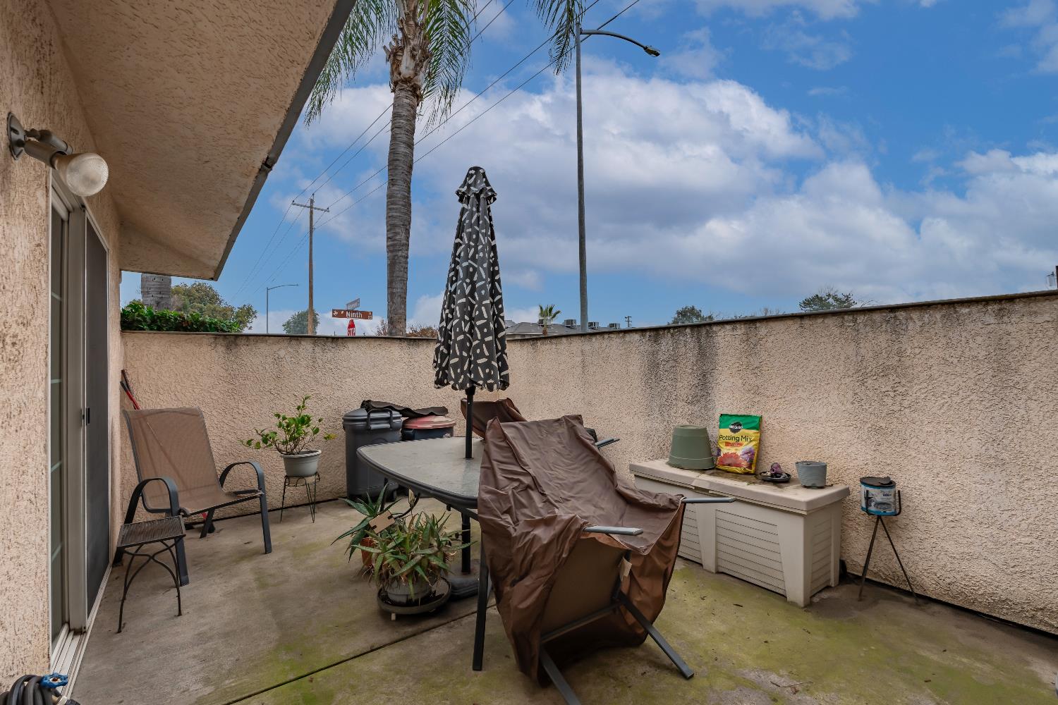 10 W 9Th St, Clovis, CA 93612