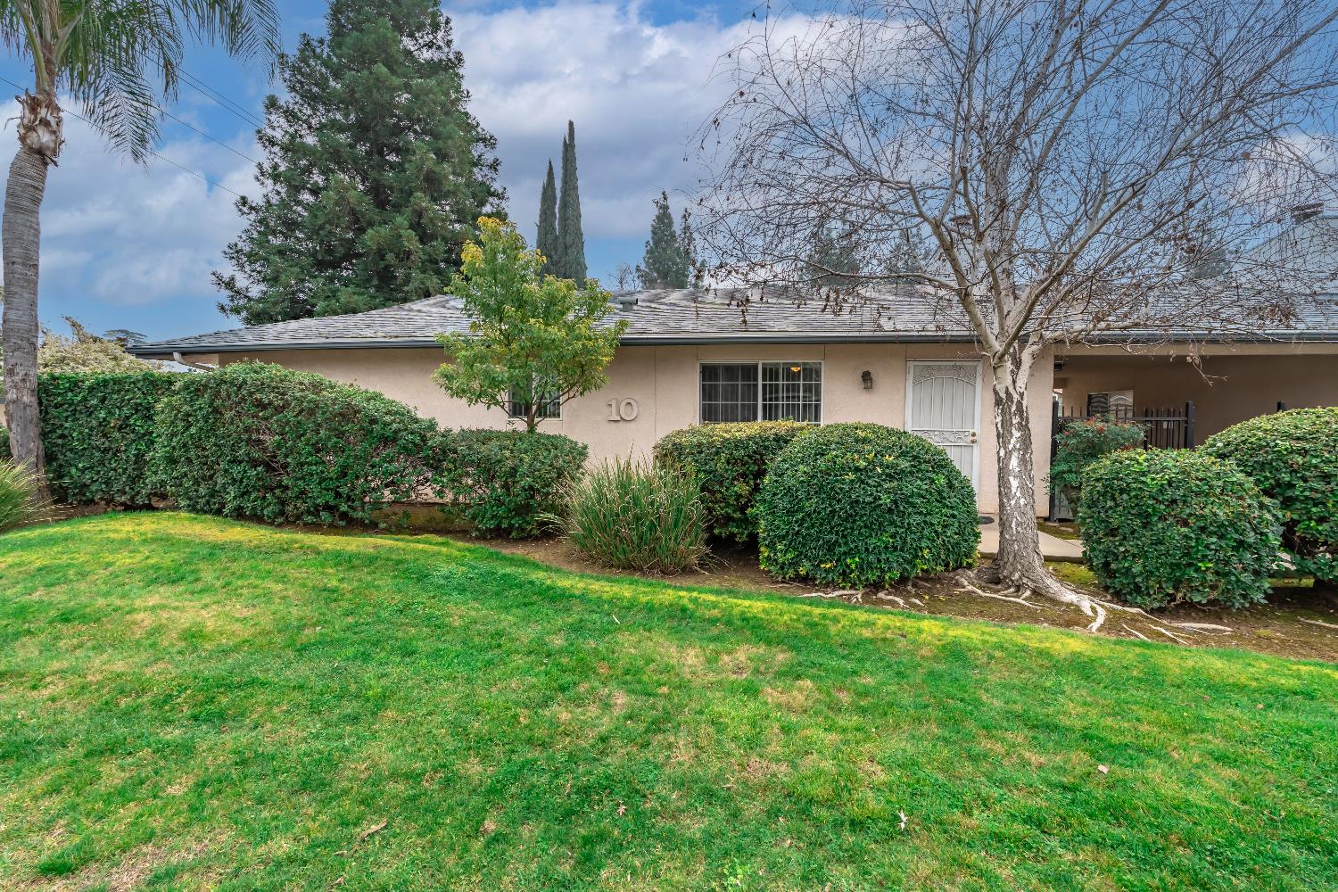 10 W 9Th St, Clovis, CA 93612