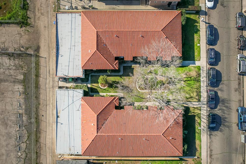 543 601 W Hammond Ave, Fresno, CA 93728