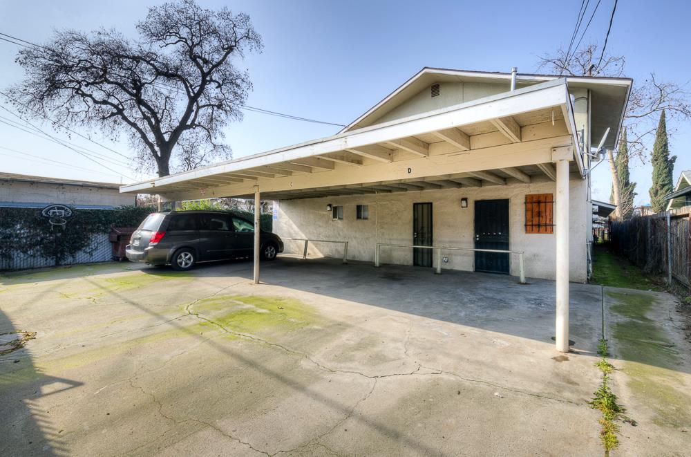 350 N San Pablo Ave #A-D, Fresno, CA 93701