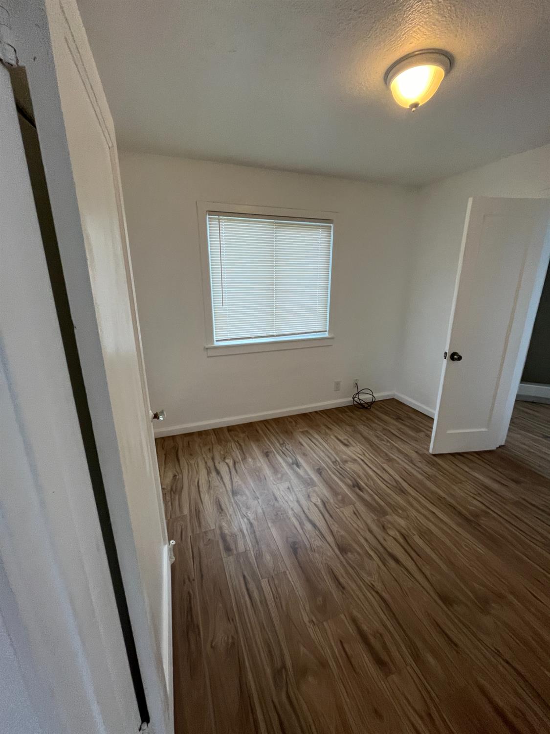 2702 E Hedges Ave, Fresno, CA 93703