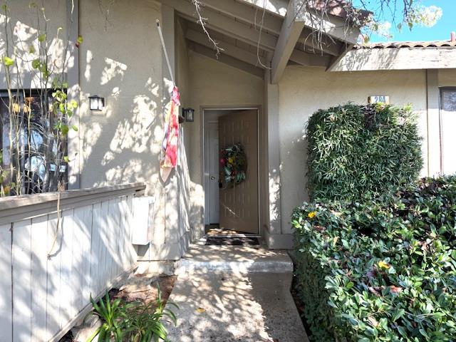 284 W Lexington Ave, Fresno, CA 93711